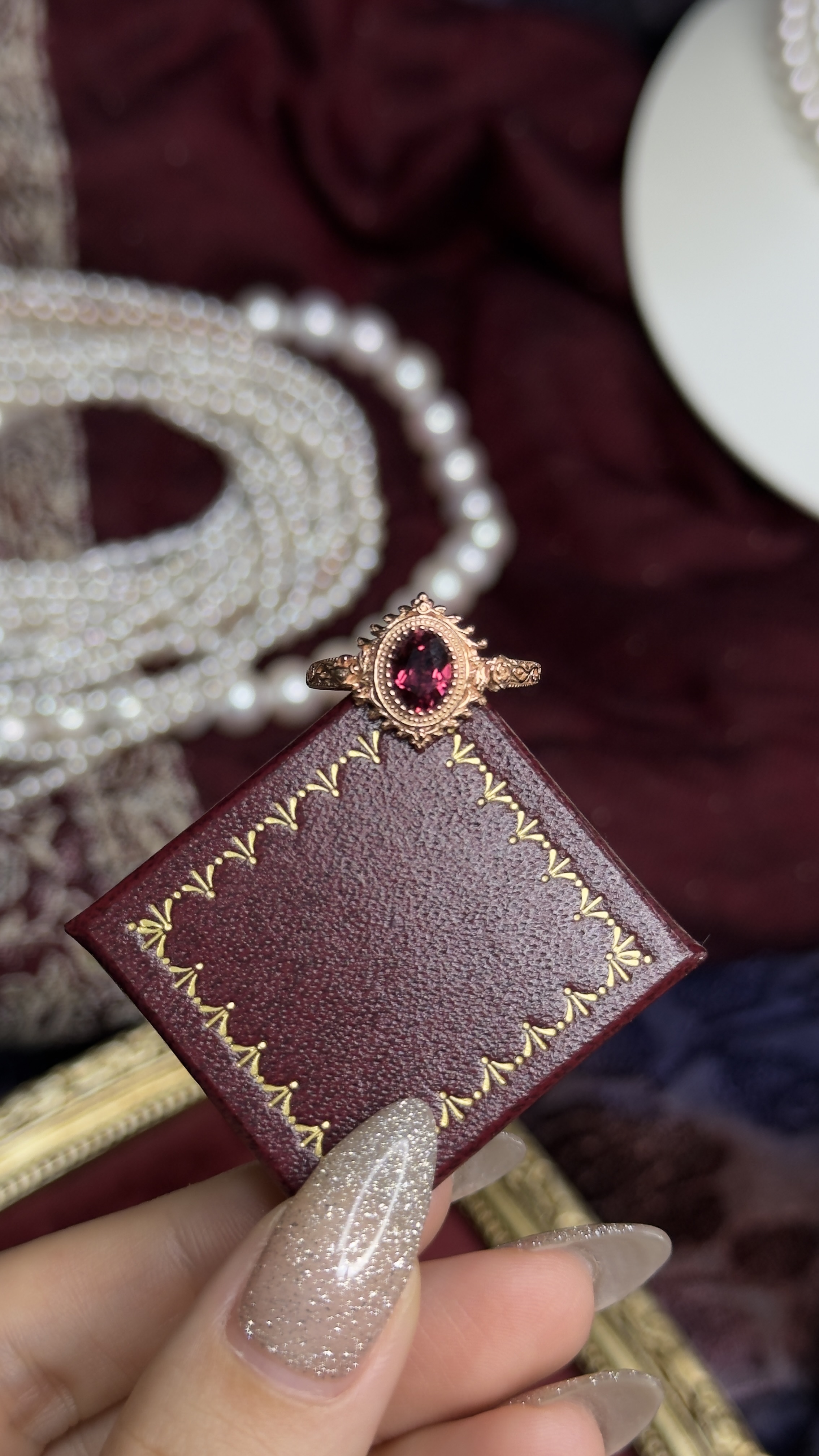 鎂鋁石榴石 美女與野獸