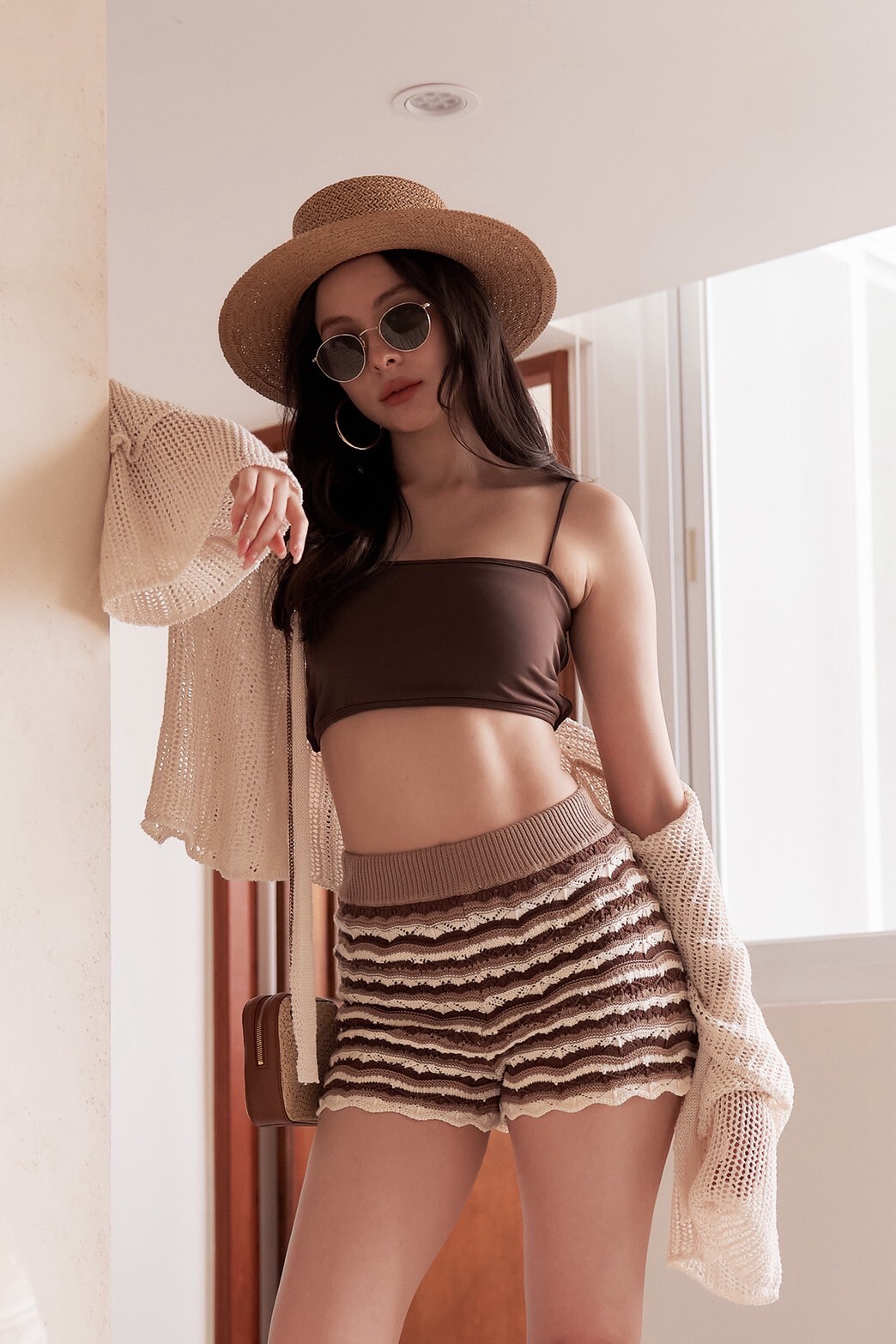 配色條紋編織短褲_AMISSA（咖白）