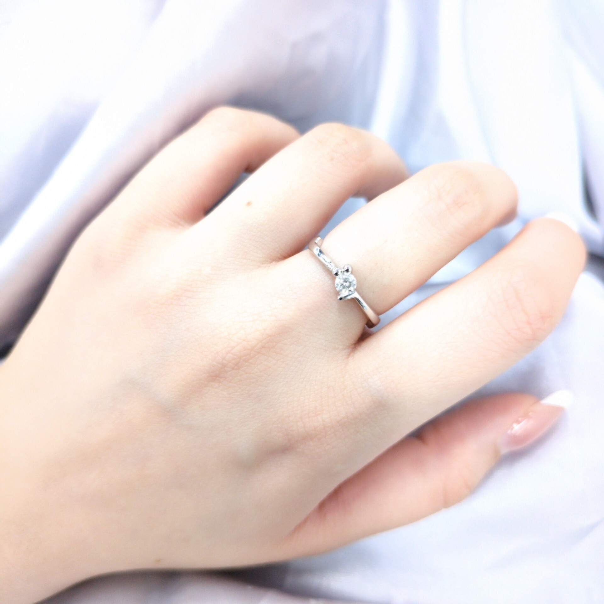 18K White Gold 0.19ct Diamond Ring