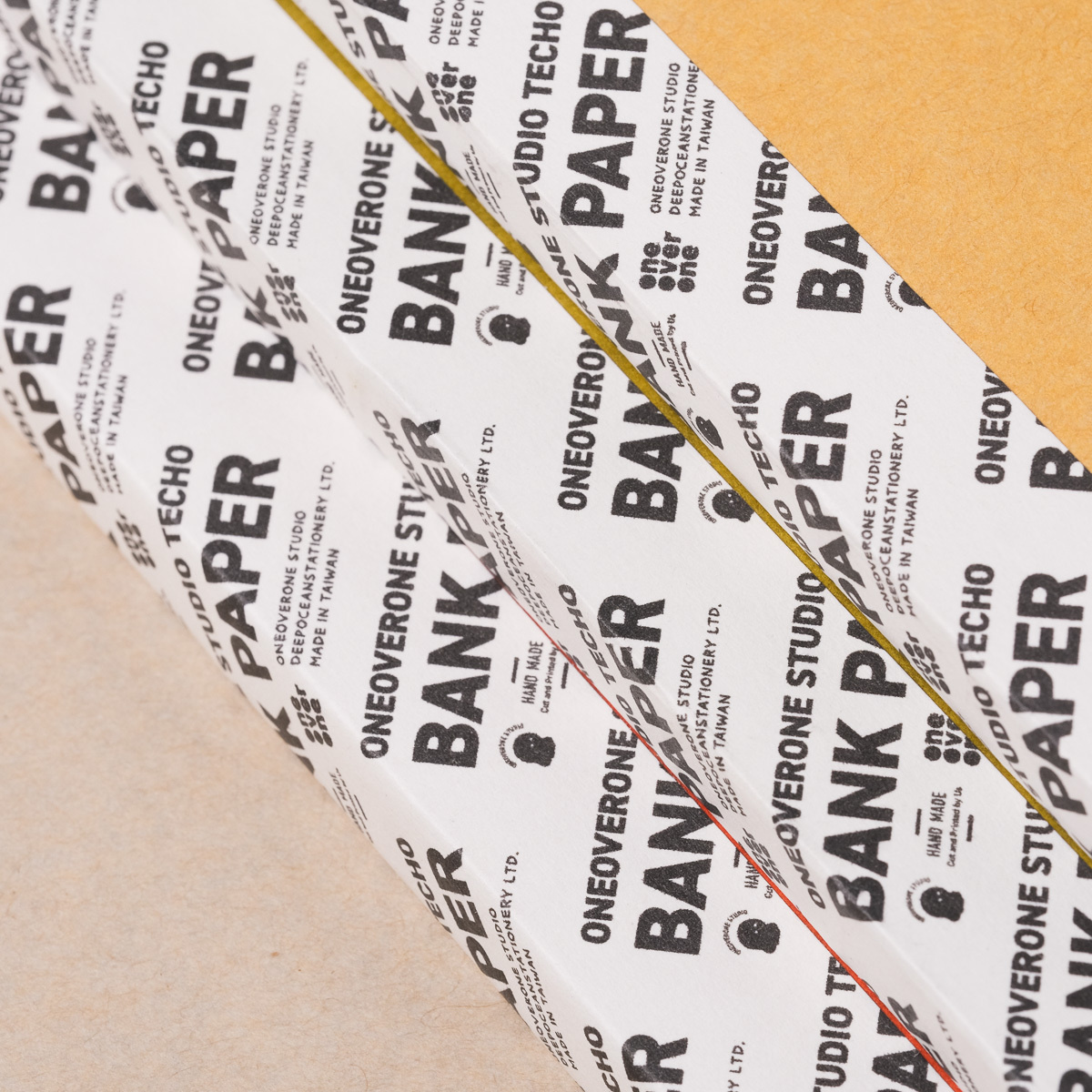 空白銀行紙筆記本 / B6-BANK PAPER書背 / 一分之一工作室 臺灣