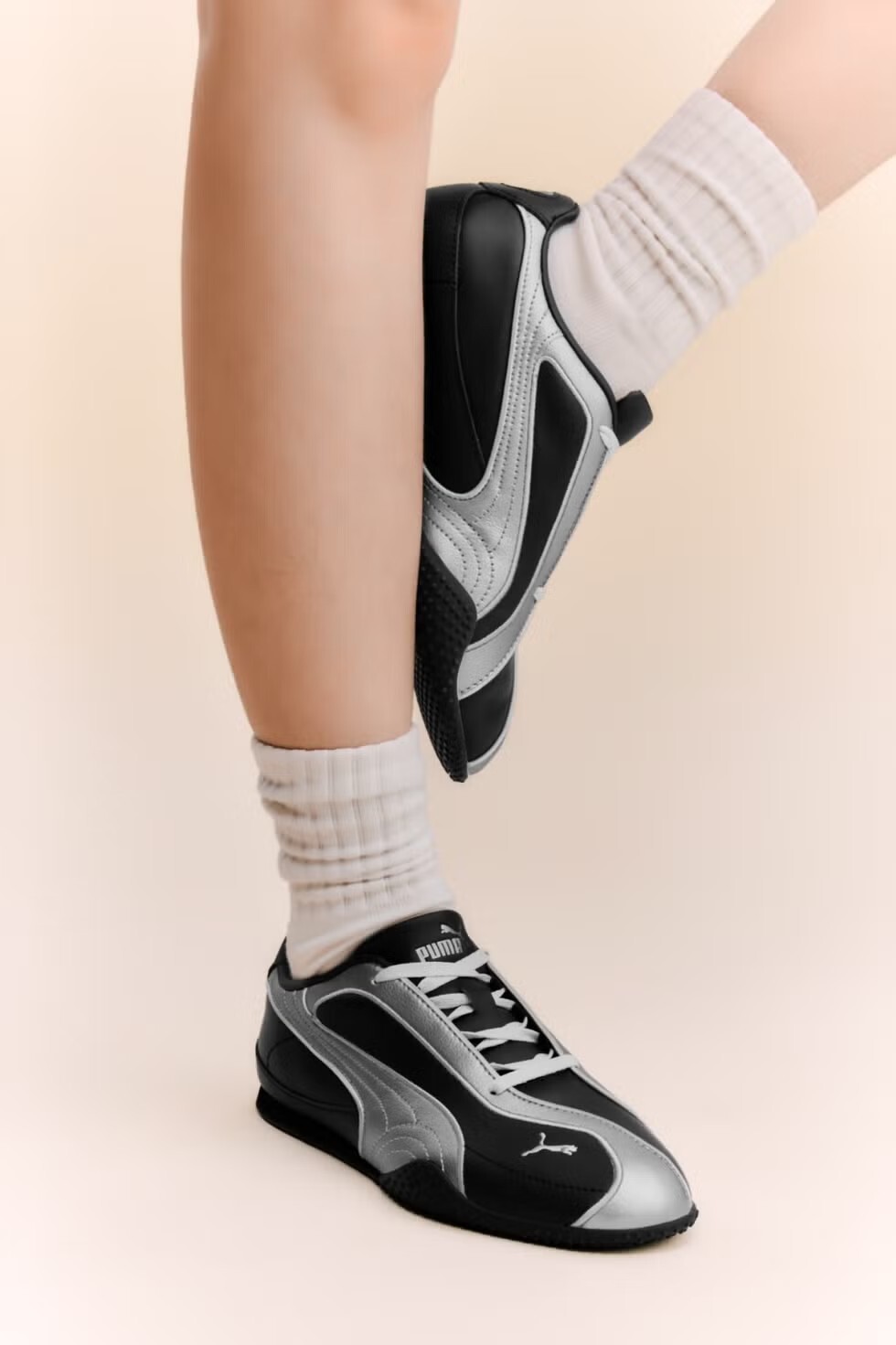 【Focus Store】預購 Puma Bella V2 Leather "Black" 黑銀 皮革 404043-01