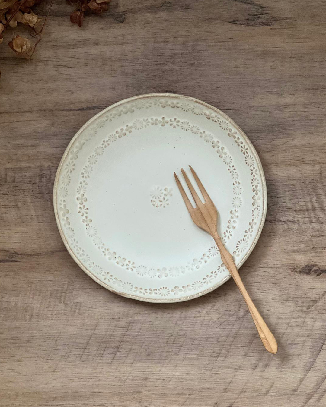 Mashiko ware kinari Wreath Plate L｜Wakasama