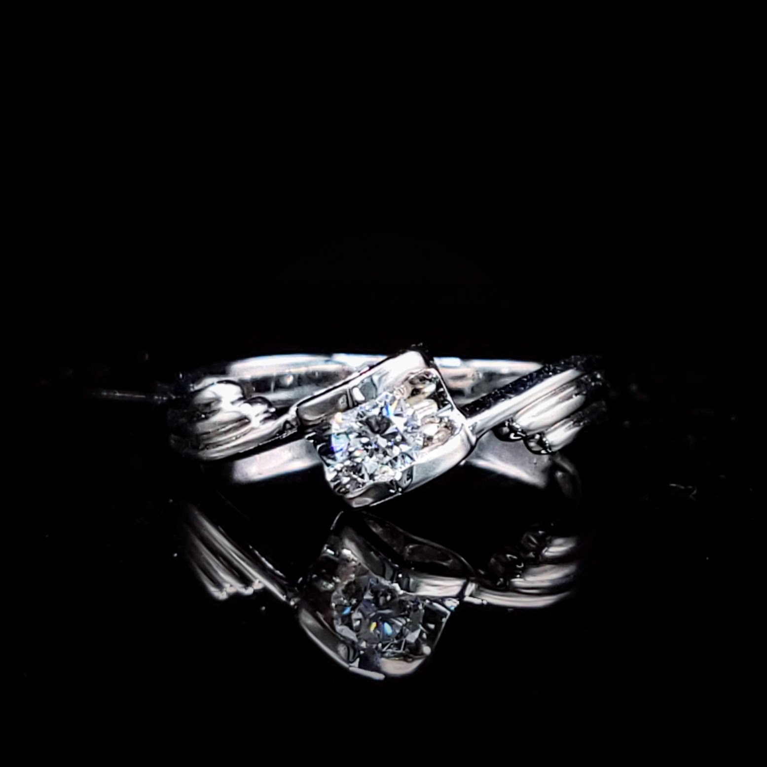 18K White Gold 0.19ct Diamond Ring