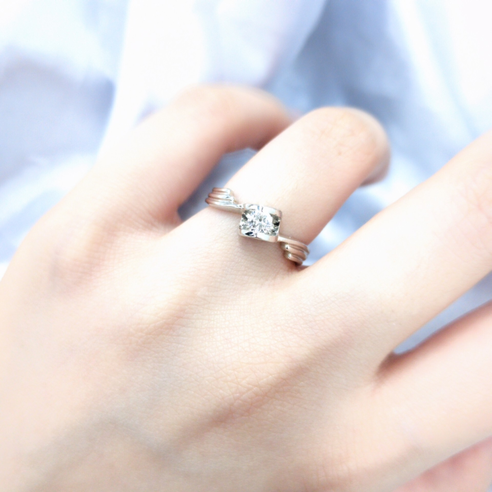 18K White Gold 0.19ct Diamond Ring