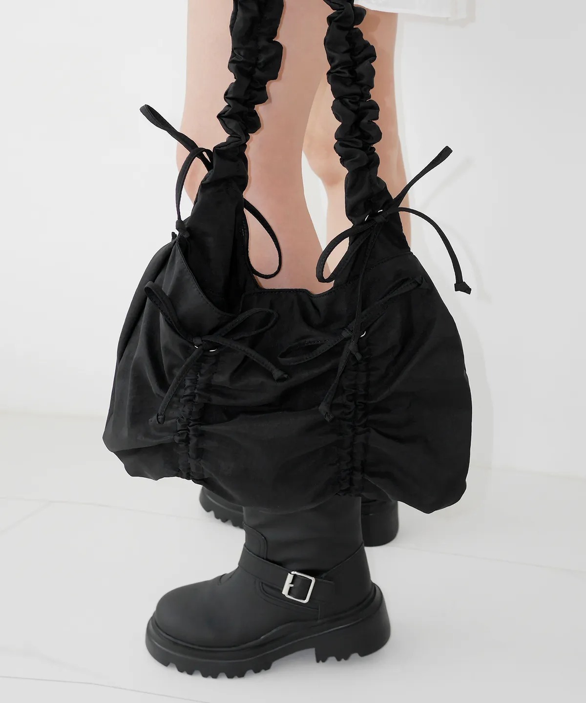 KHIHO MULTI-RIBBON BAG