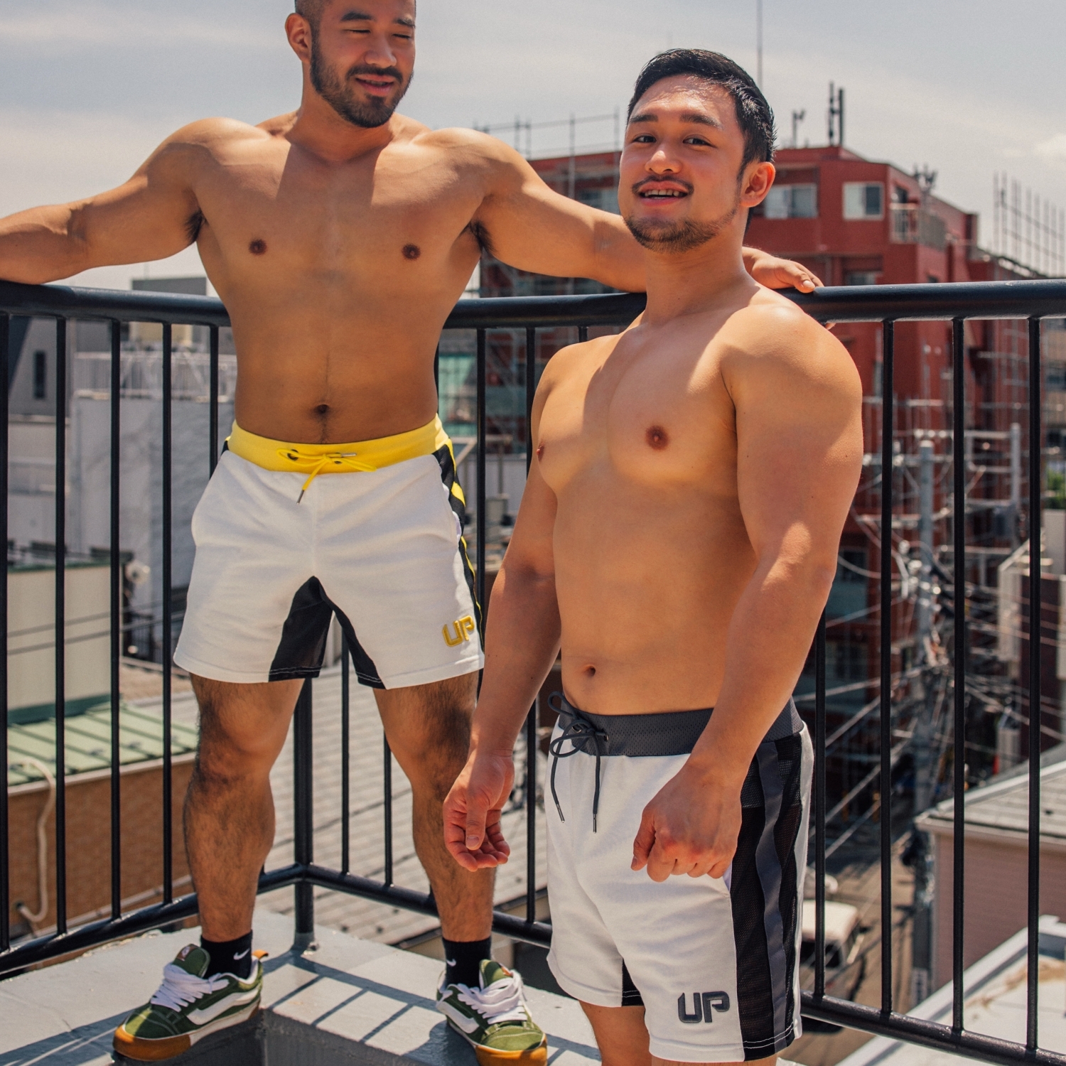 2025 全新系列 - UP For Fun Cross 透視棉短褲 米白/鋼灰