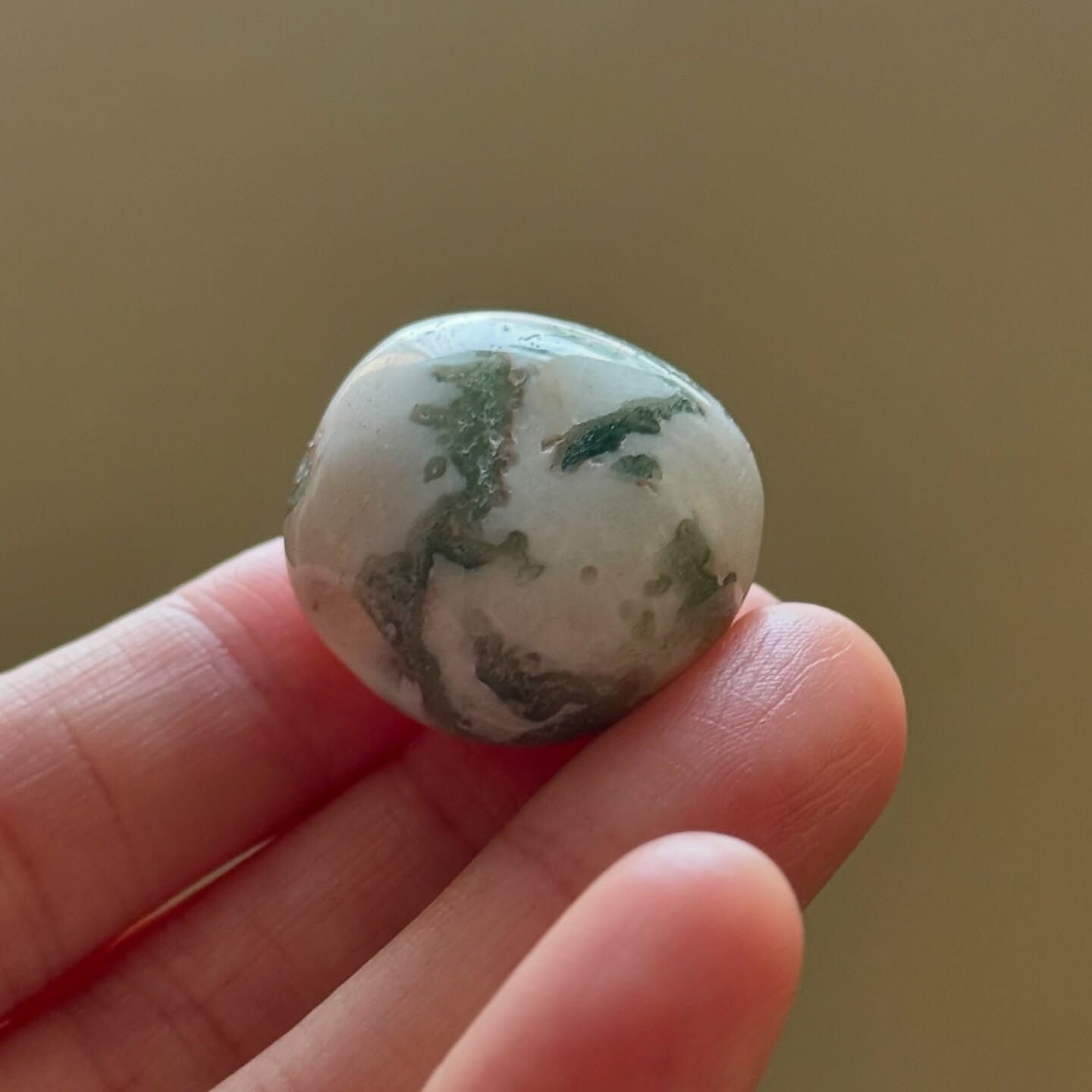 [原石] 水草瑪瑙 / 樹枝瑪瑙 水晶滾石