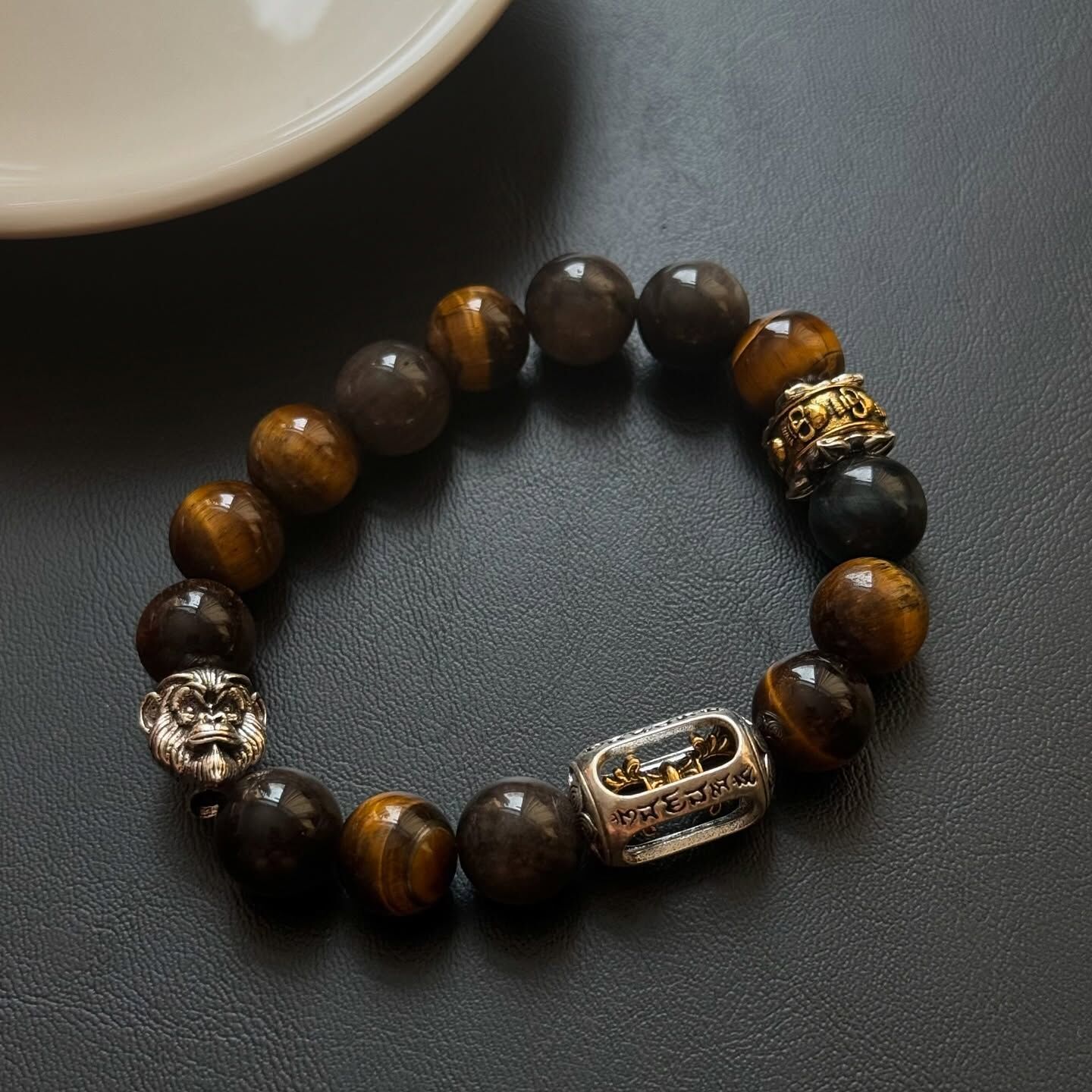 [原石] 金剛杵+黑曜石+虎眼石+銀曜石 水晶手串