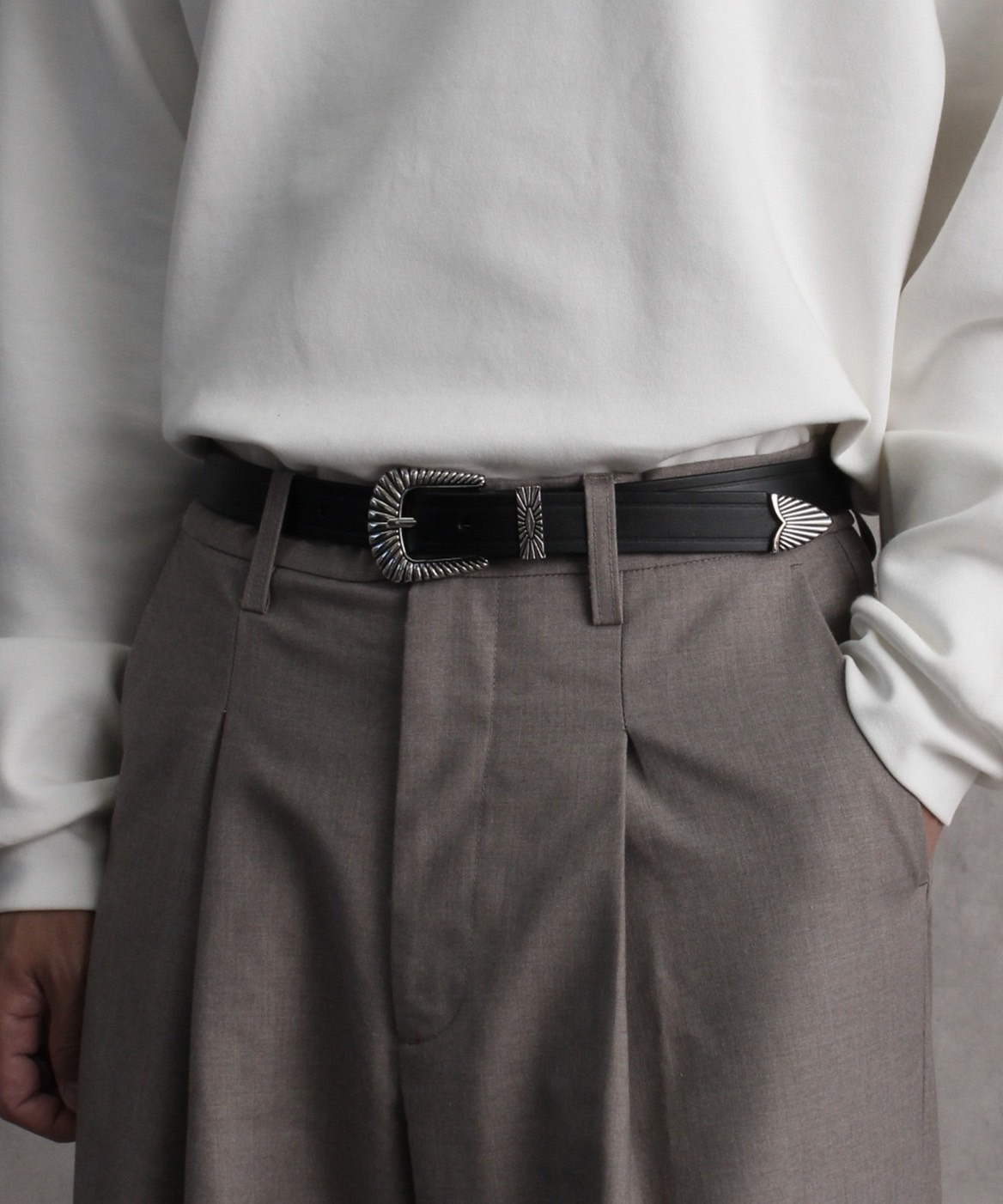 <日本限定>日本 Welise 窄牛皮 復古 銀扣 西裝 皮帶