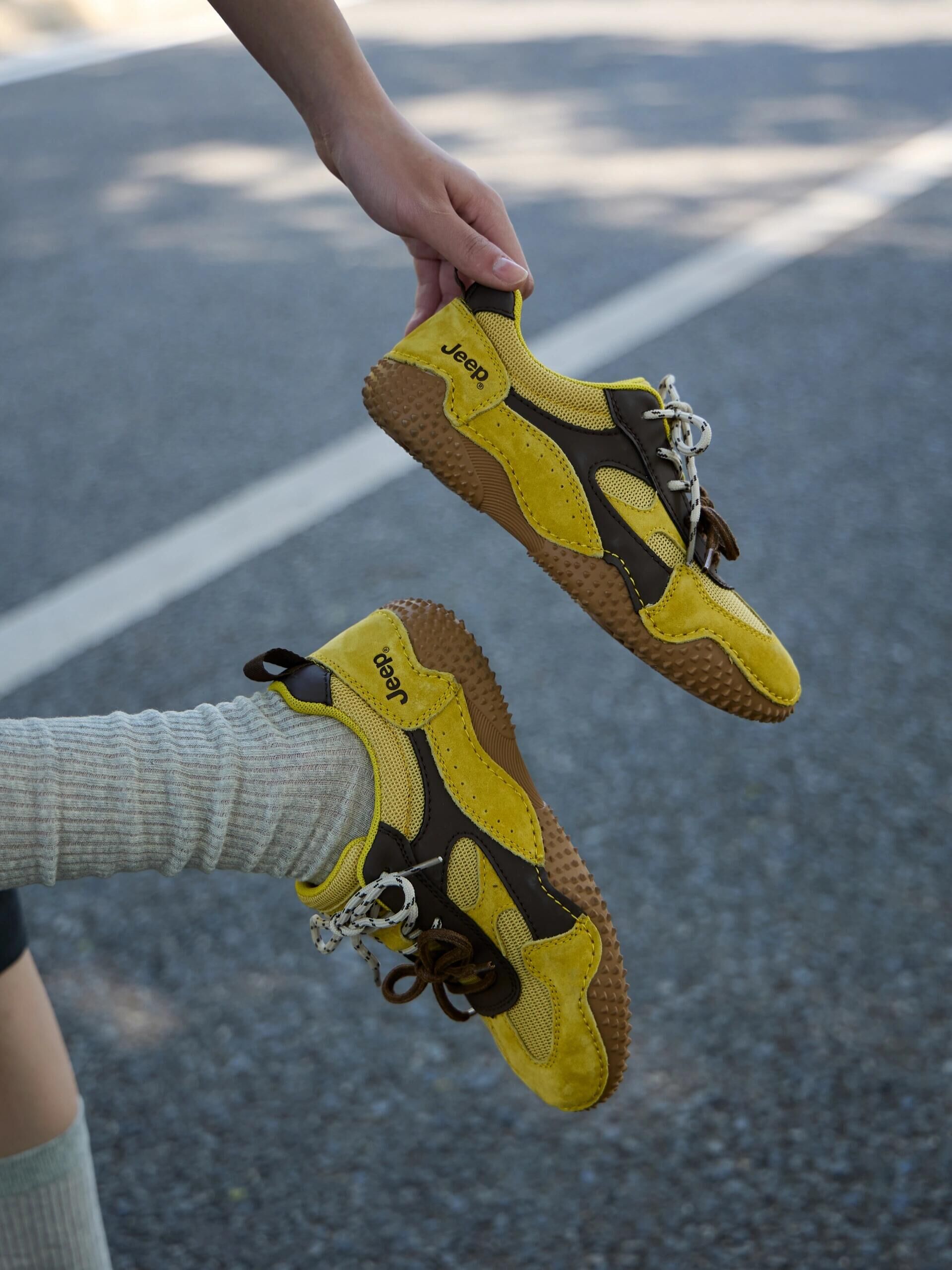 JEEP 吉普 雙鞋帶戶外慢跑鞋 運動鞋 網面 復古 透氣 麂皮 奶酪黃 機能 女款/預購