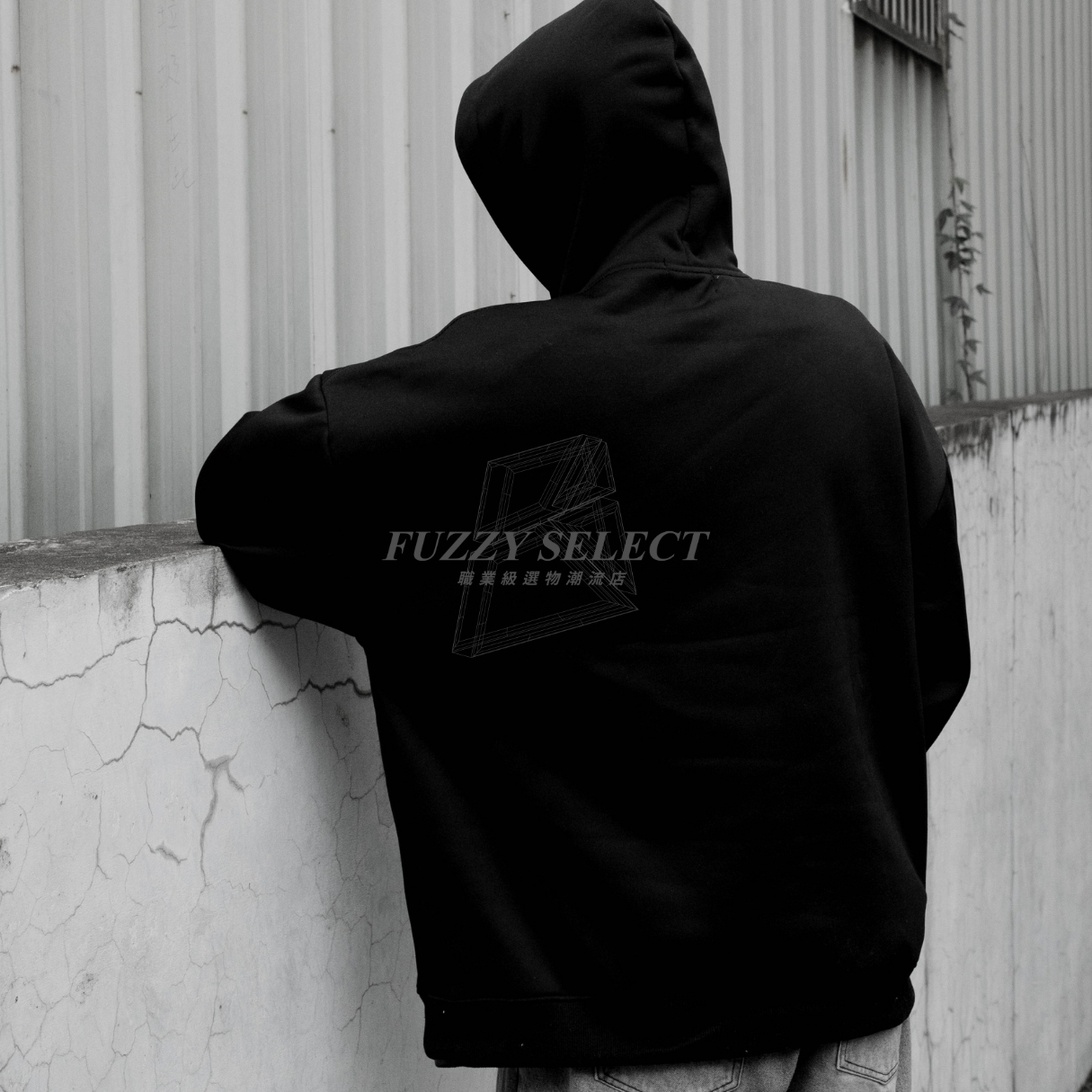 【逢甲 FUZZY】MERRIMACK 帽Tee 潮流 日常 美式 圖案 Logo 刺繡 帽T 梅里馬克 黑色