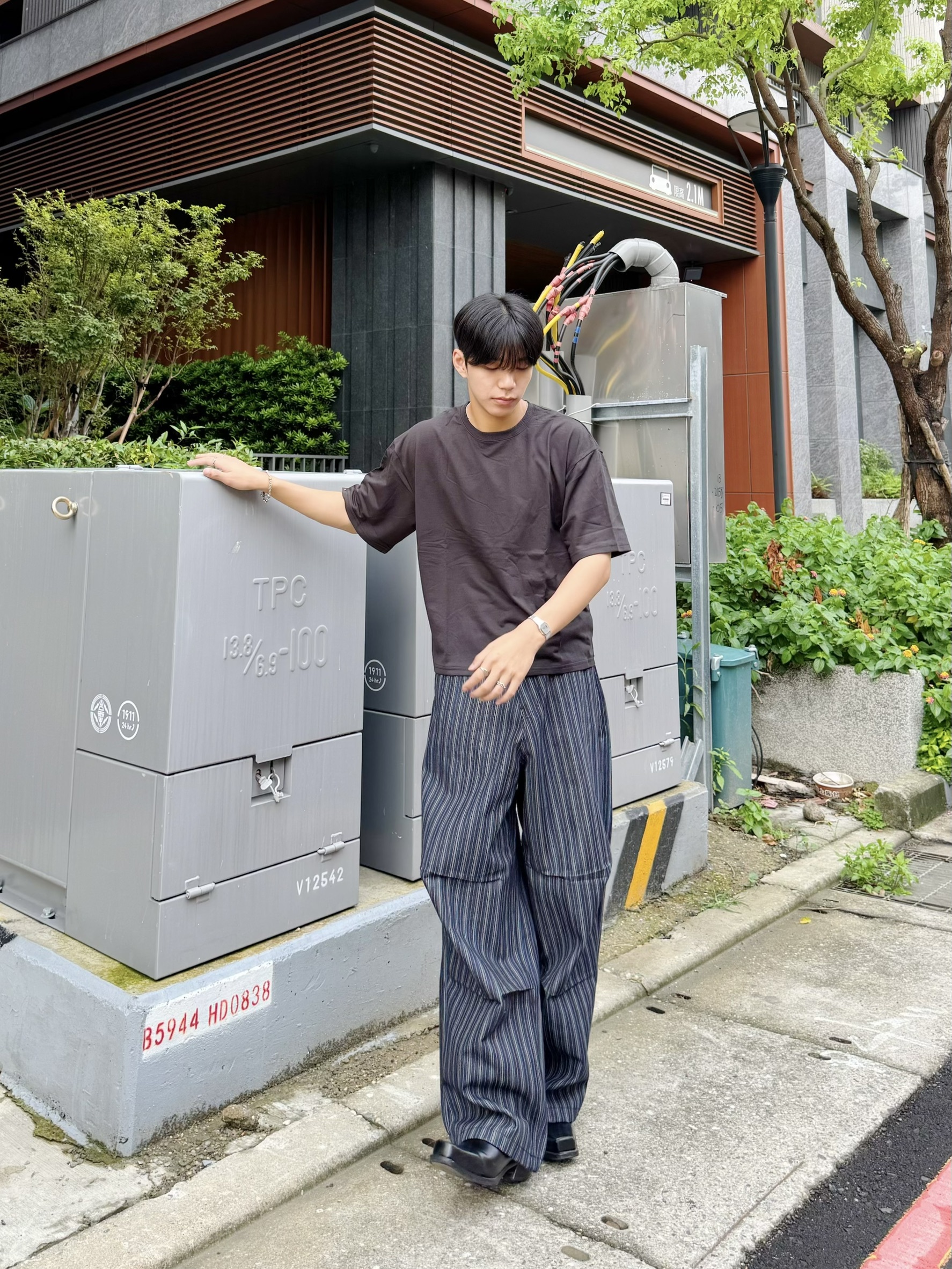 線條條紋斜紋布西裝牛仔褲