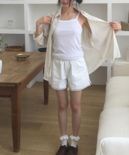 蕾絲開叉直紋短褲(白色)