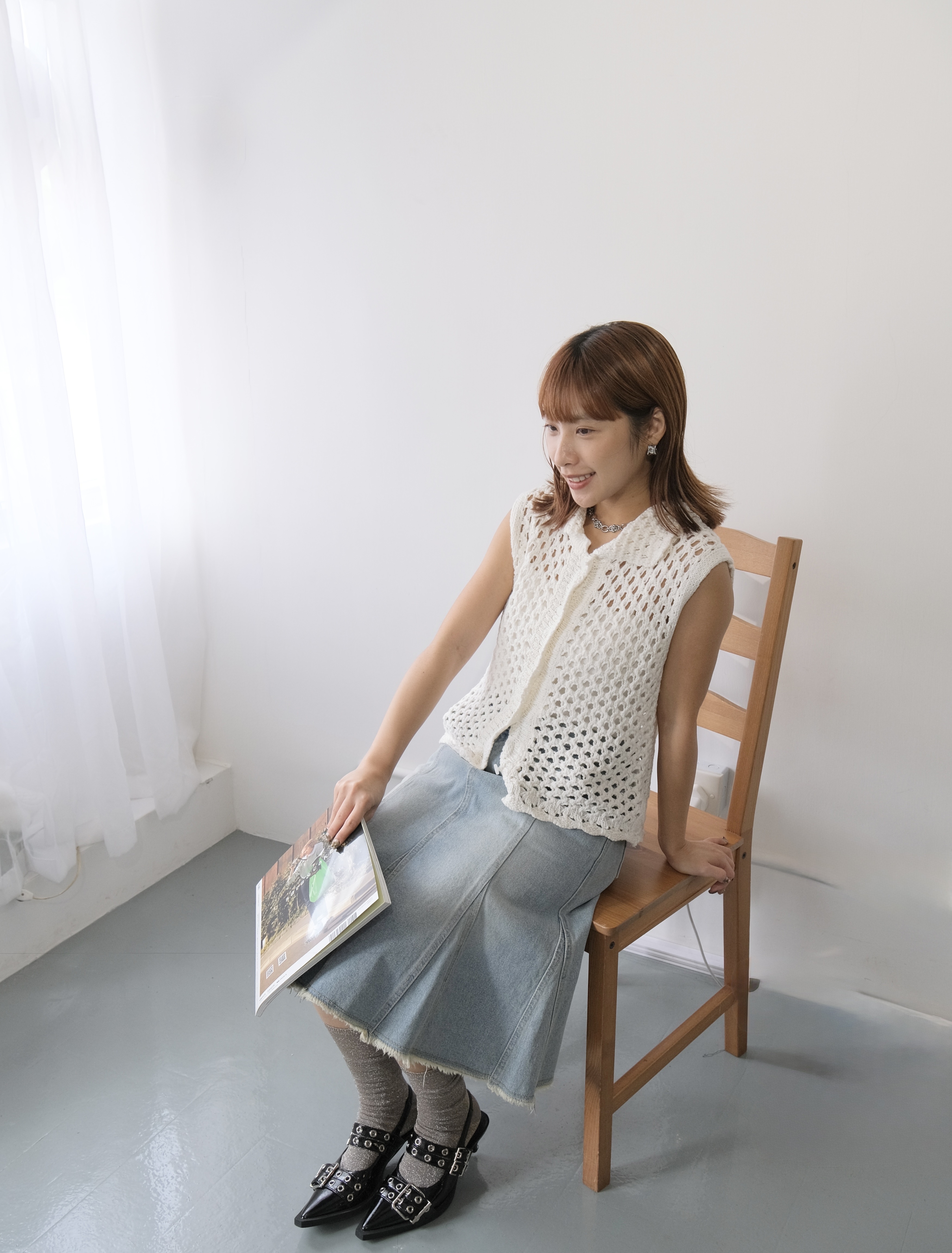 自留 [兩色入]簡約反領洞洞背心(White)