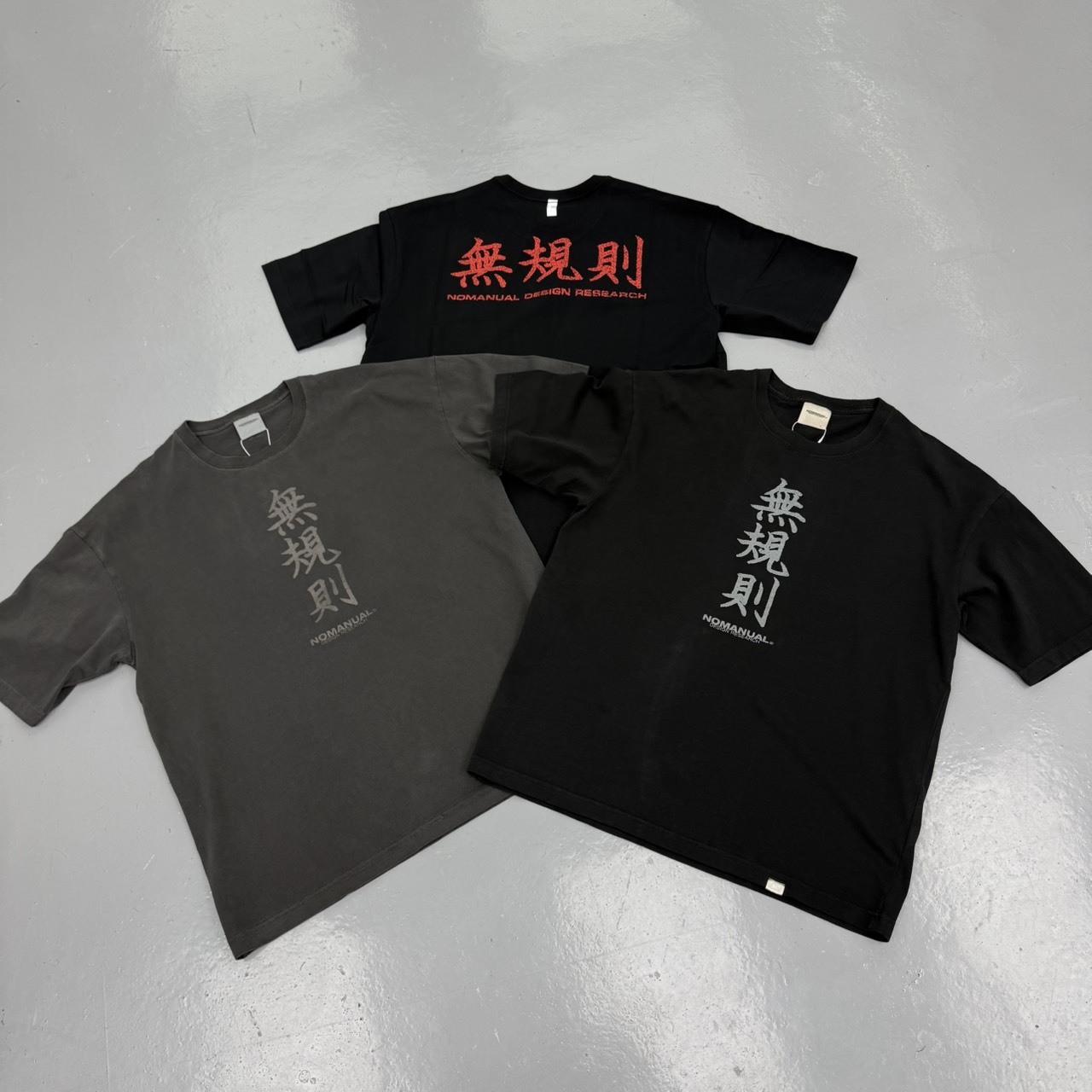 NOMANUAL N.R T-SHIRT 無規則 字體 短袖