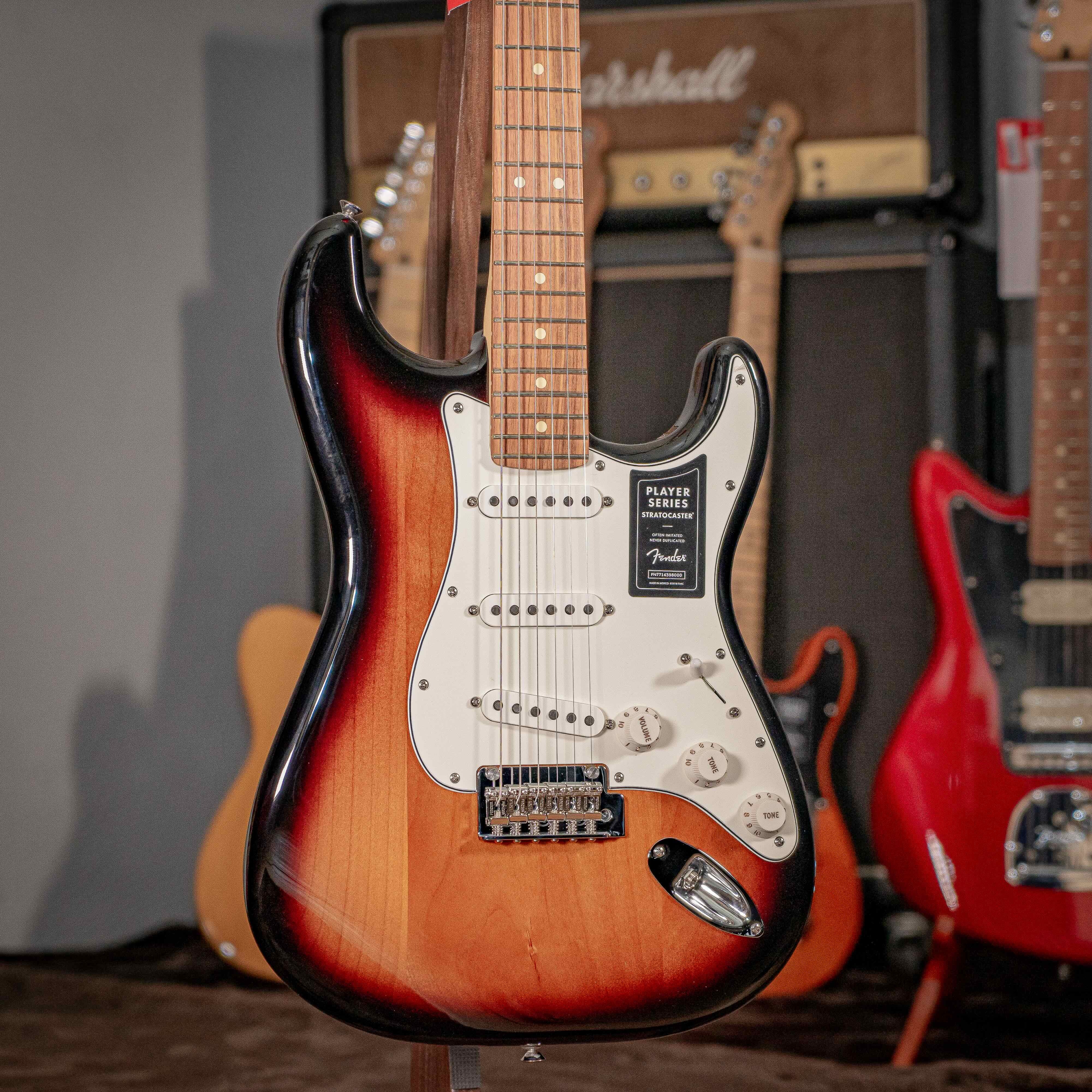 Fender Player Stratocaster MN 3TS 電吉他