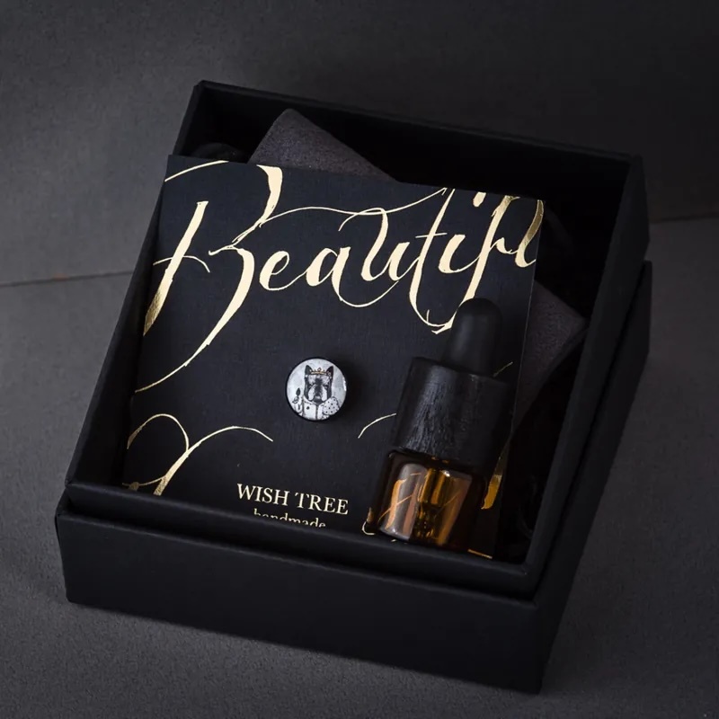 厭世國王 · 香氛釦精裝禮盒(不含精油)