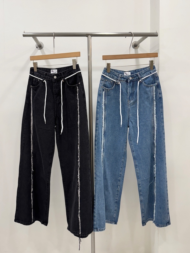 街頭感側邊造型落地牛仔褲