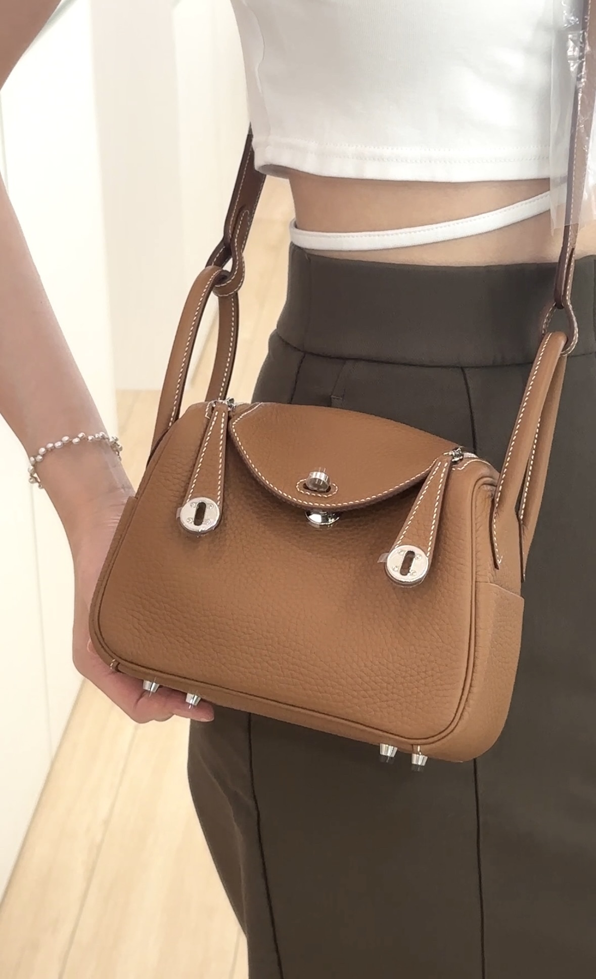 HERMÈS Mini Lindy