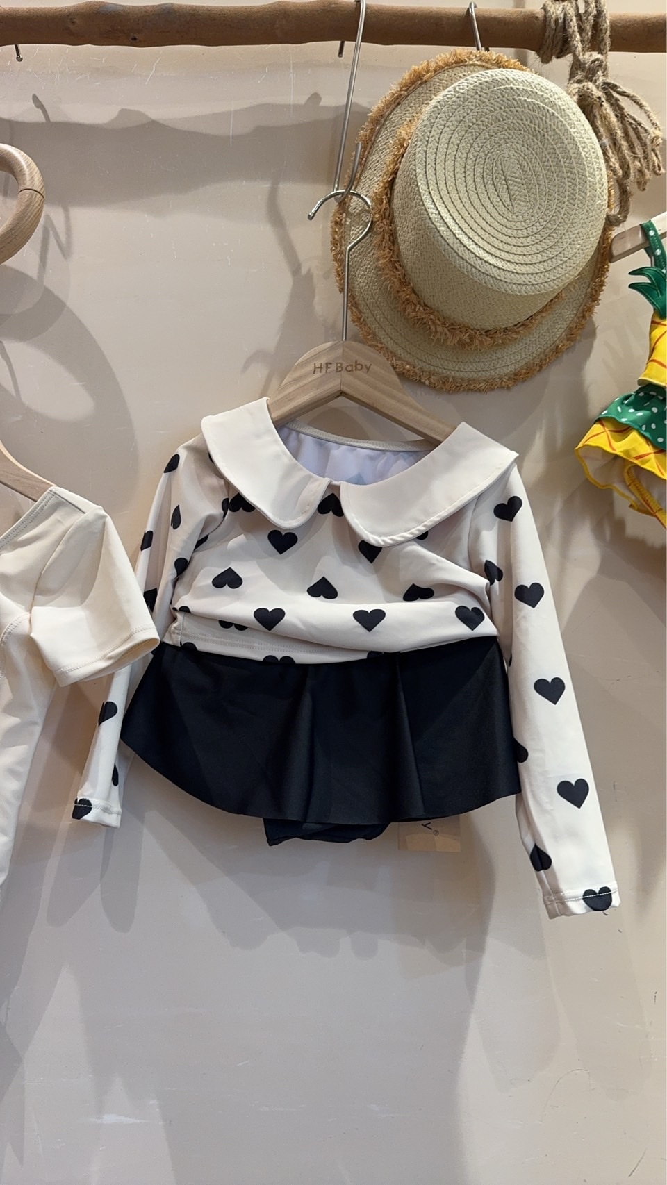 A02702女寶分體式泳衣