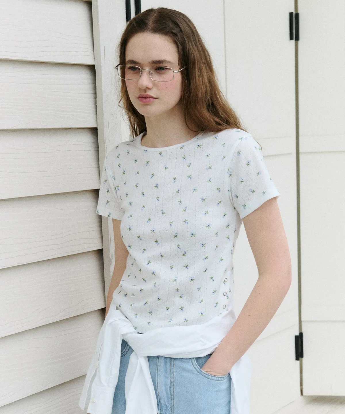 ROLAROLA SIDE SLIT FLOWER T-SHIRT