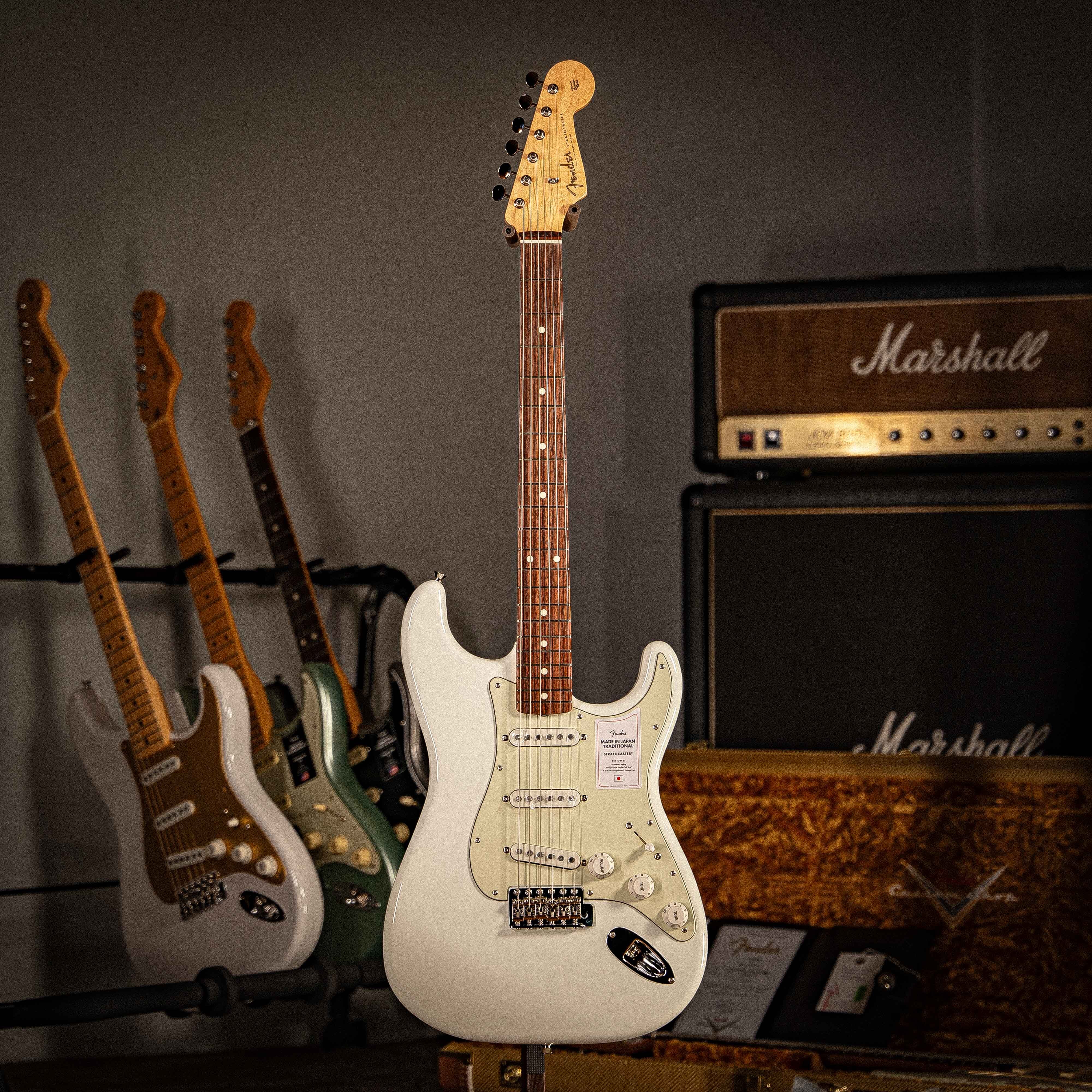 Fender Japan Traditional 60s OWH 電吉他