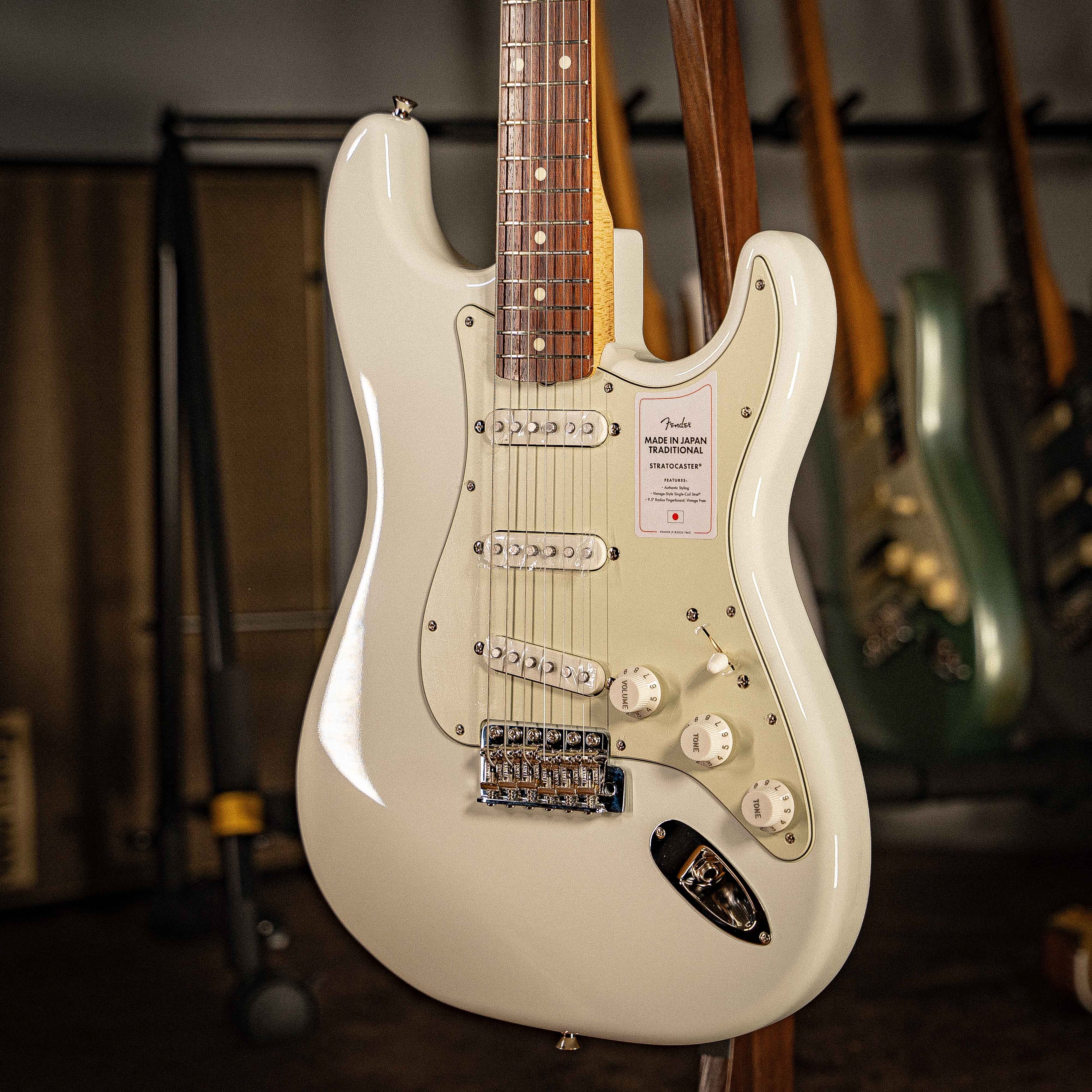 Fender Japan Traditional 60s OWH 電吉他