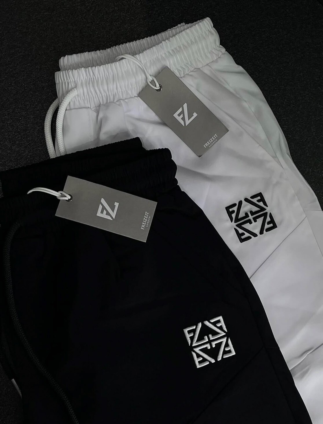 FREIZEIT 費瑞特 經典刺繡LOGO款 短褲「官方正版授權經銷」