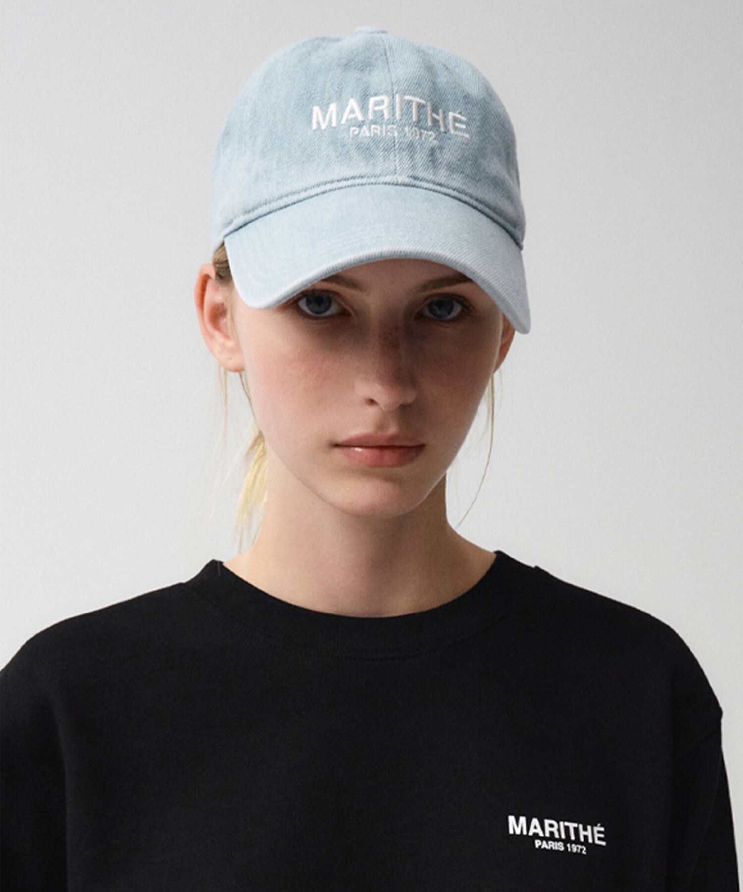(現貨) MARITHÉ FRANÇOIS GIRBAUD DENIM WASHING LOGO BALL CAP light blue｜MFG44CHG105LBL