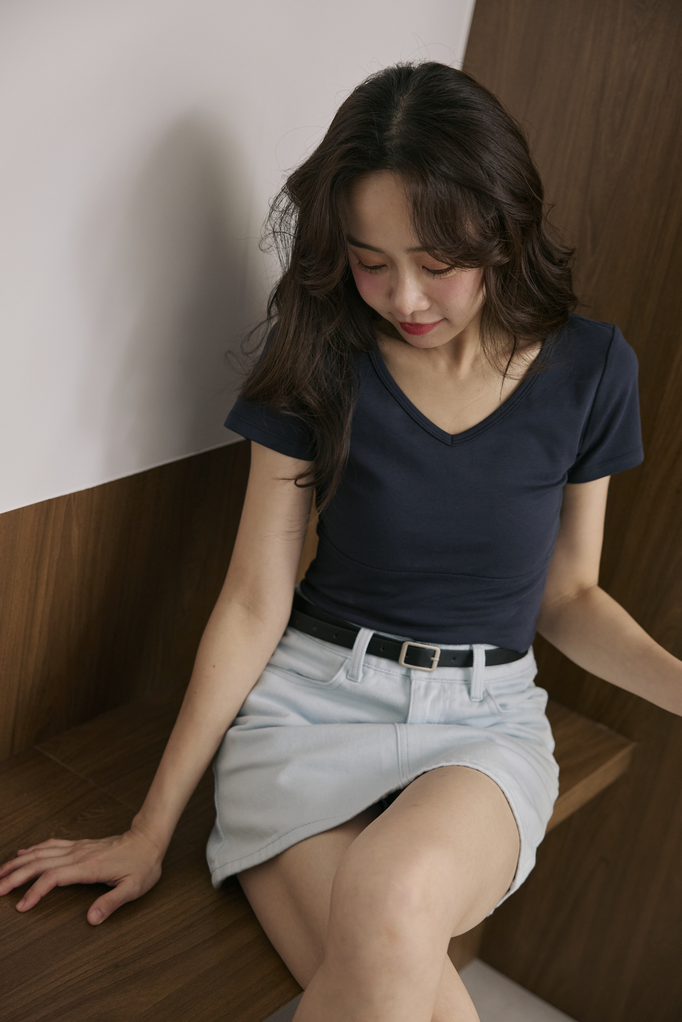 藏青深 V 魅力短 T