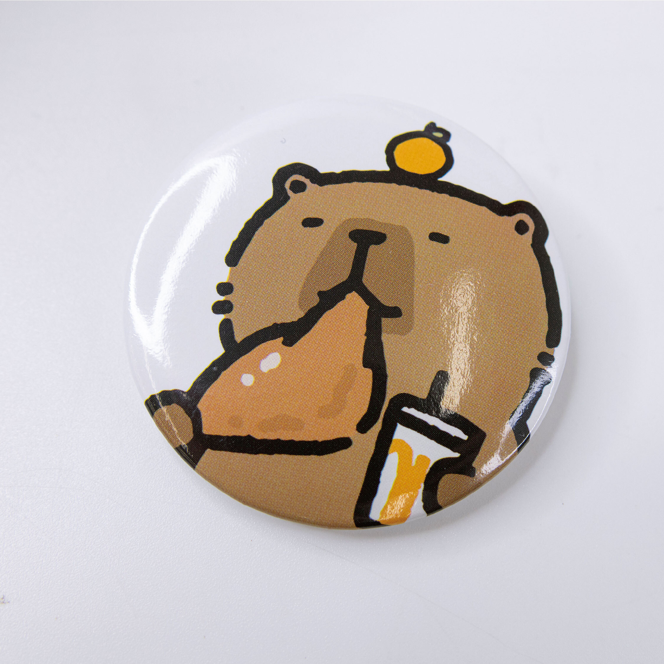 【JA2207】立體耳朵斜背包/痛包(附帶水豚徽章)＊二色