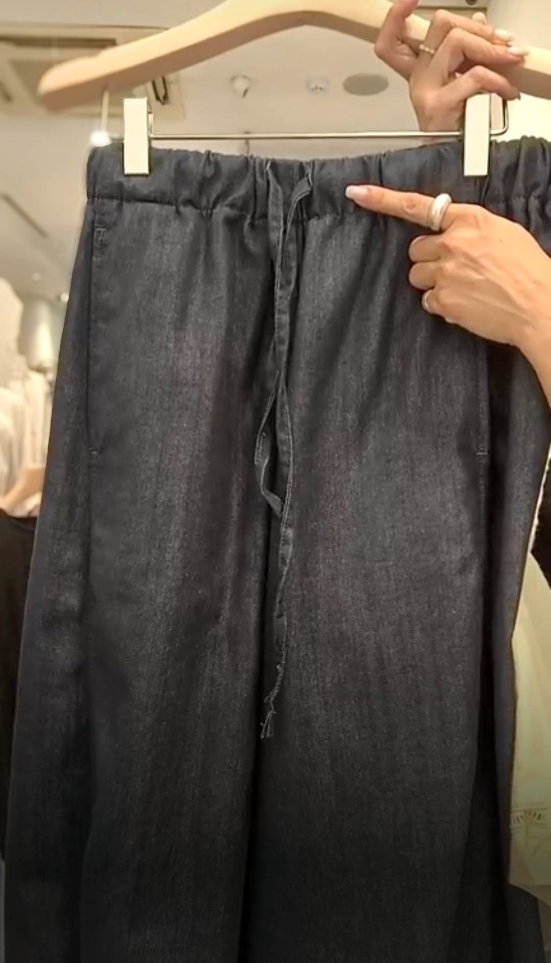 🥰PM_K2272  ▶️牛仔大寬褲 👉W:74-110cm H:124cm L:93cm👈
