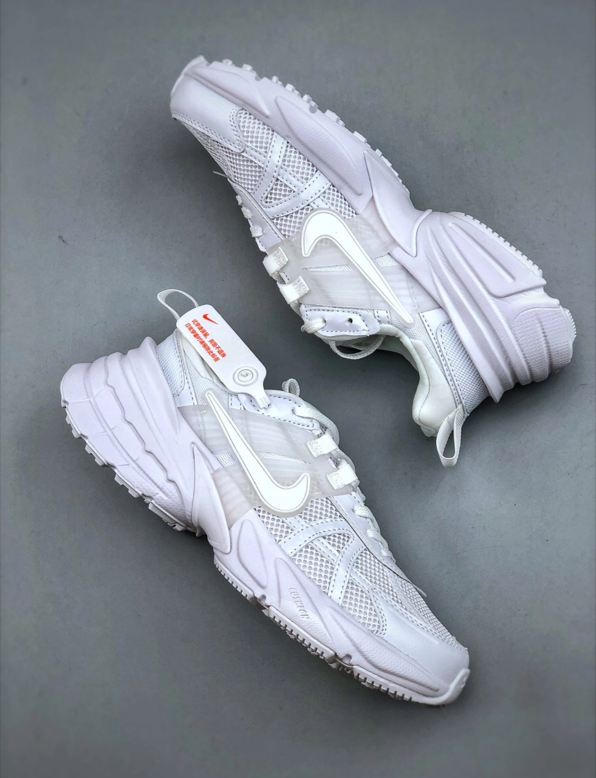 女鞋 NIKE W V2K RUN 白 復古 透氣 網眼 運動 休閒 慢跑鞋【FD0736-113】VV22