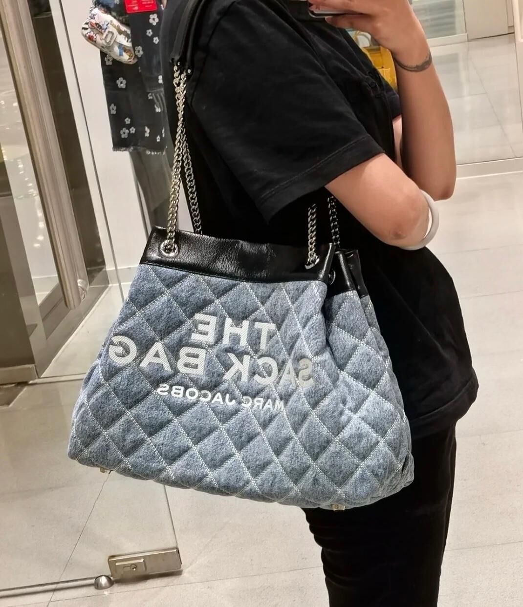 【預訂】G072099 Marc Jacobs The Quilted Denim Chain Sack bag 牛仔布鏈條包