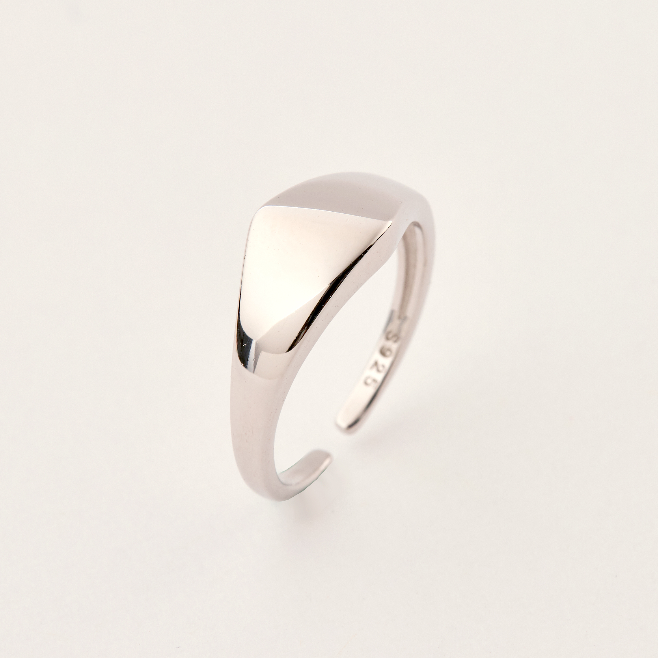 R1128  |  純銀不對稱尾戒戒指