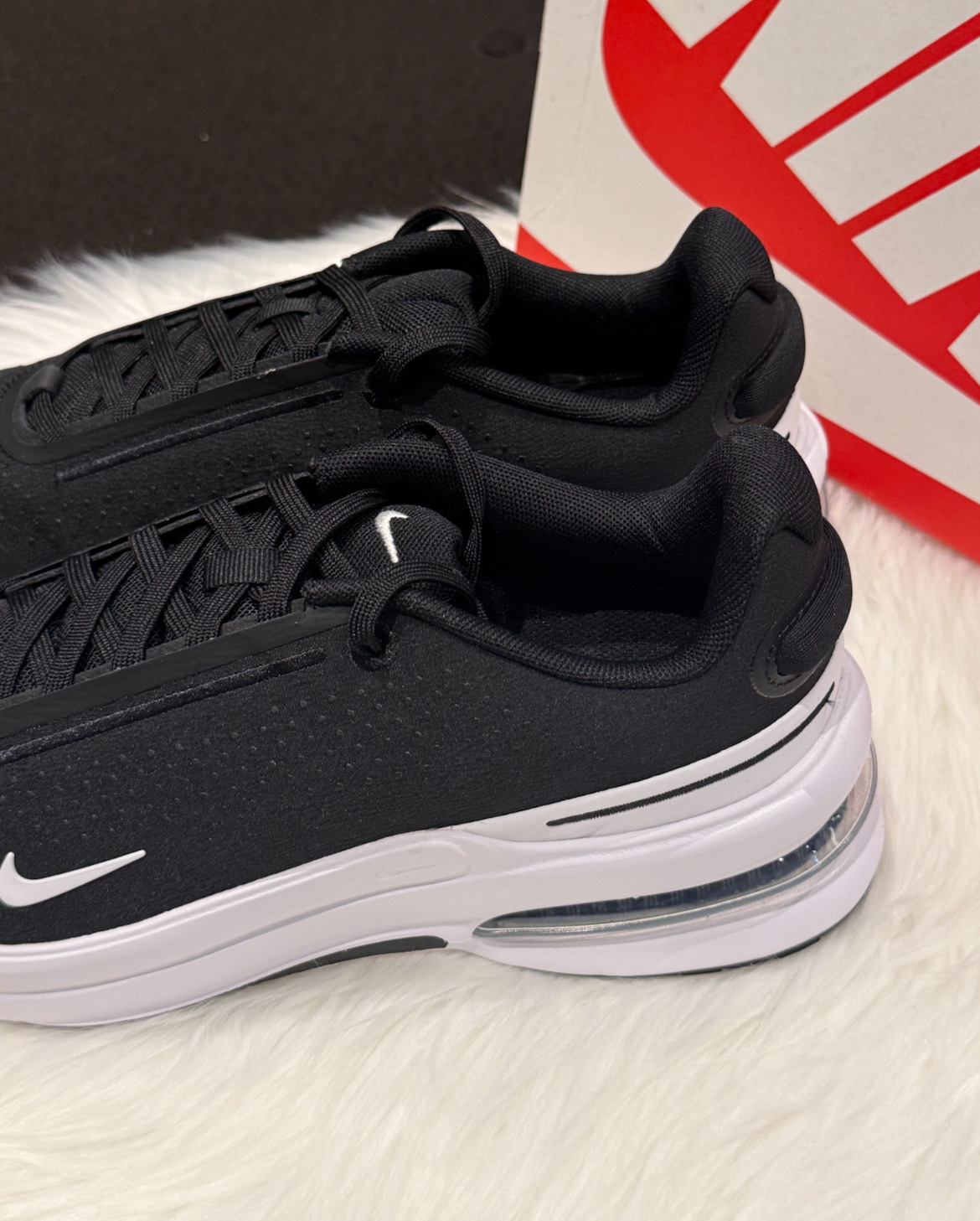 男鞋 NIKE AIR ZOOM UPTURN SC 黑白 氣墊 緩震 訓練 運動鞋【IB2746-004】