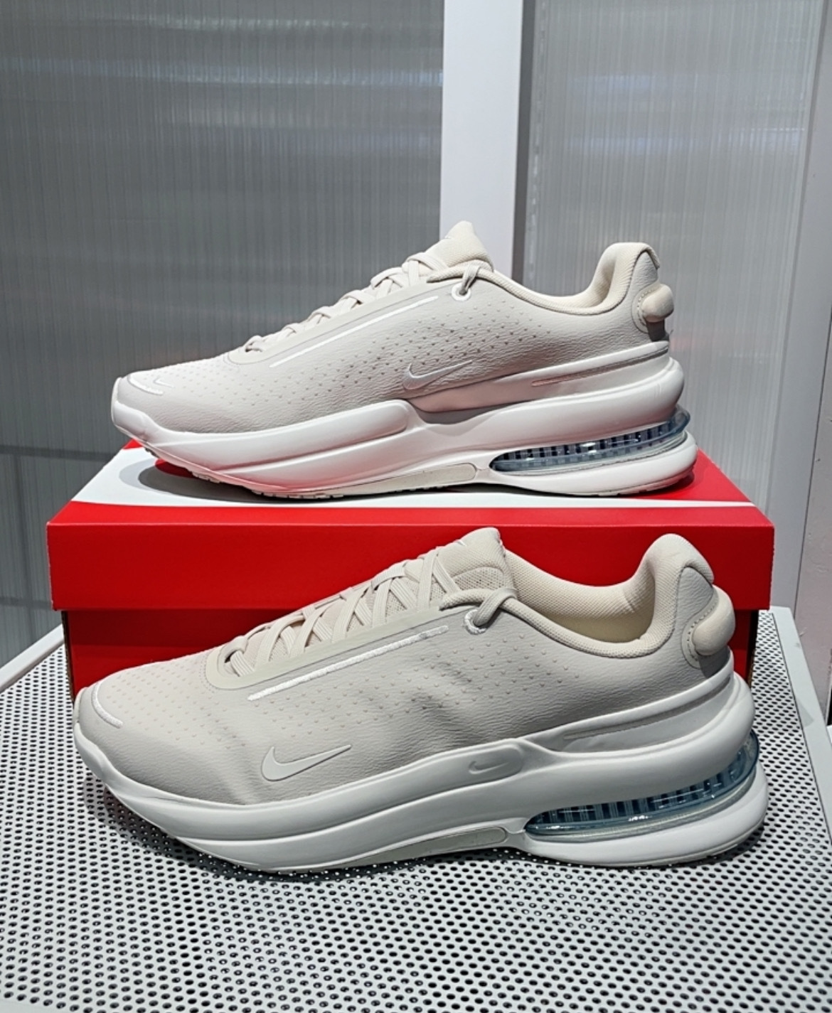 男鞋 NIKE AIR ZOOM UPTURN SC 米白 氣墊 緩震 訓練 運動鞋【IB2746-101】