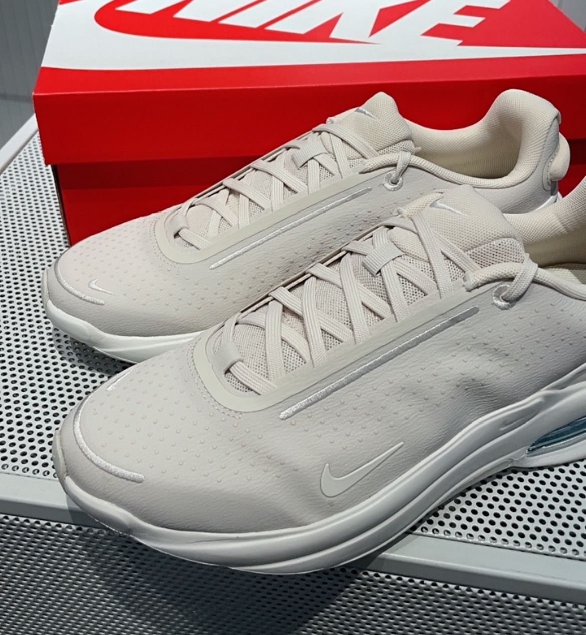 男鞋 NIKE AIR ZOOM UPTURN SC 米白 氣墊 緩震 訓練 運動鞋【IB2746-101】