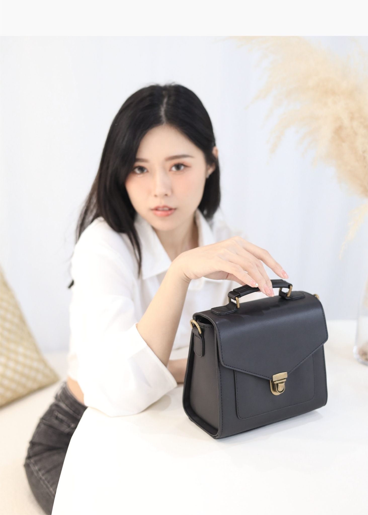 不只好看,更有防護力,輕潑水珠即刻滑落