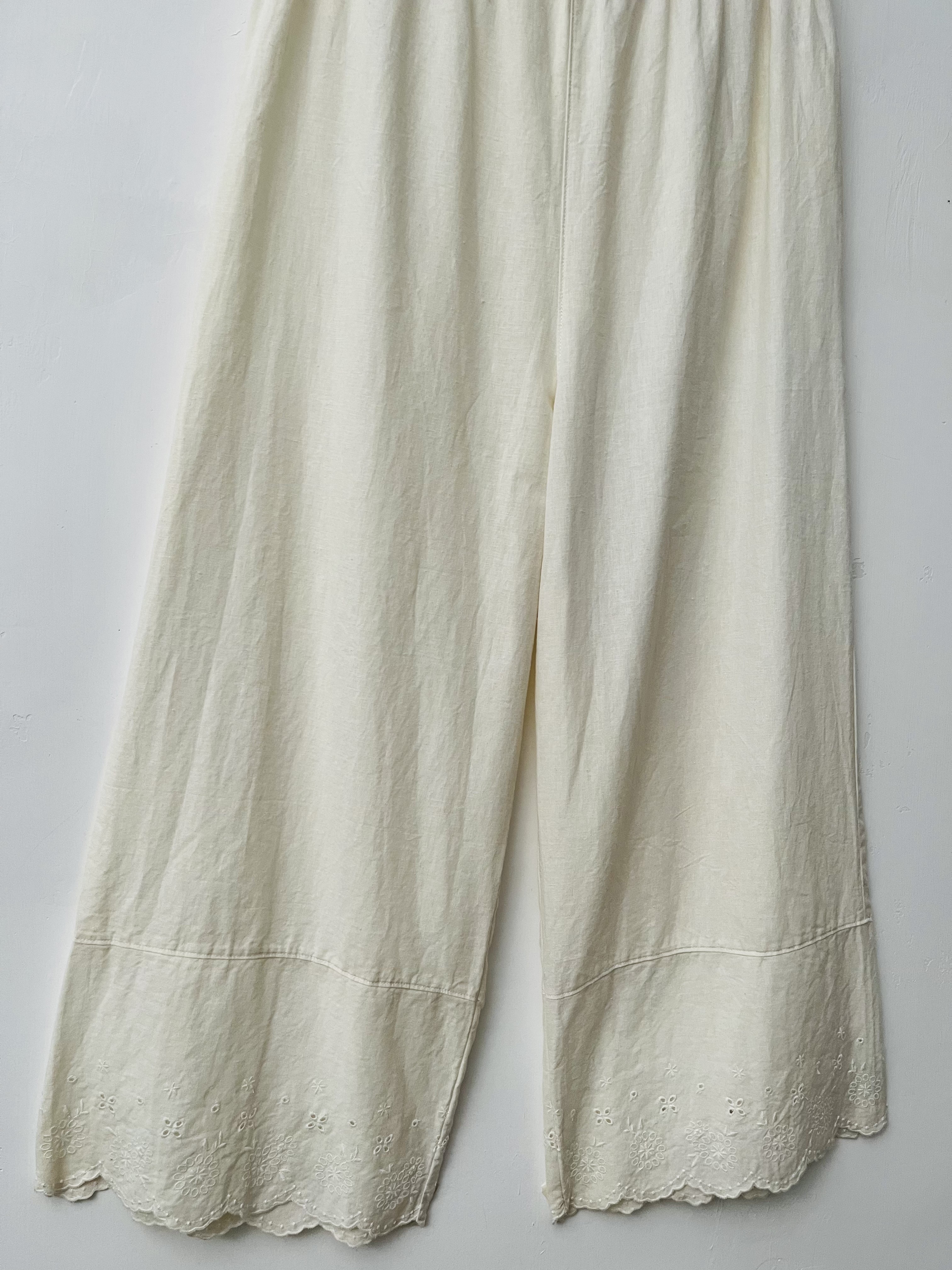 blue willow米色刺繡通花腳褲