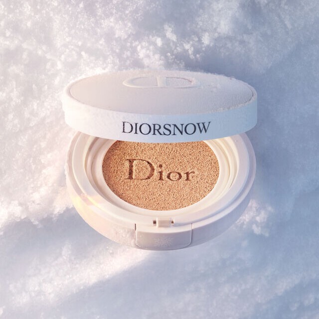 DIOR BEAUTY 雪凝亮白煥采修護氣墊粉底 SPF 50 PA+++ #C03