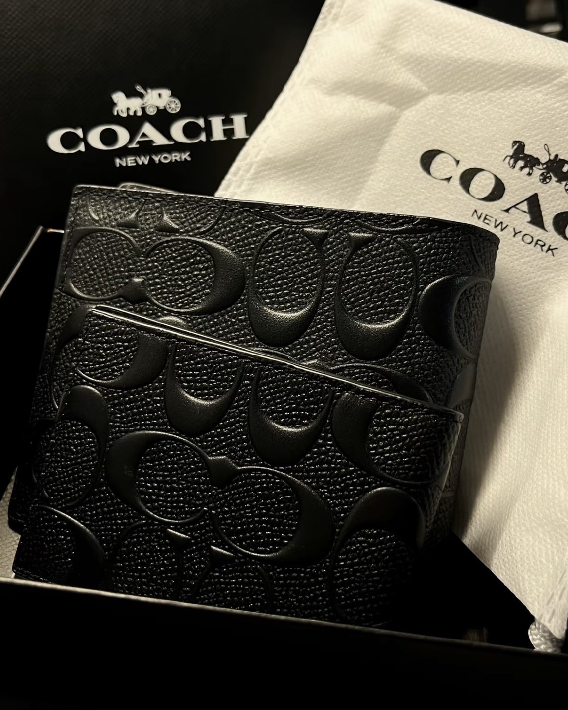 COACH 3 IN 1 WALLET 浮雕印花 牛皮短夾