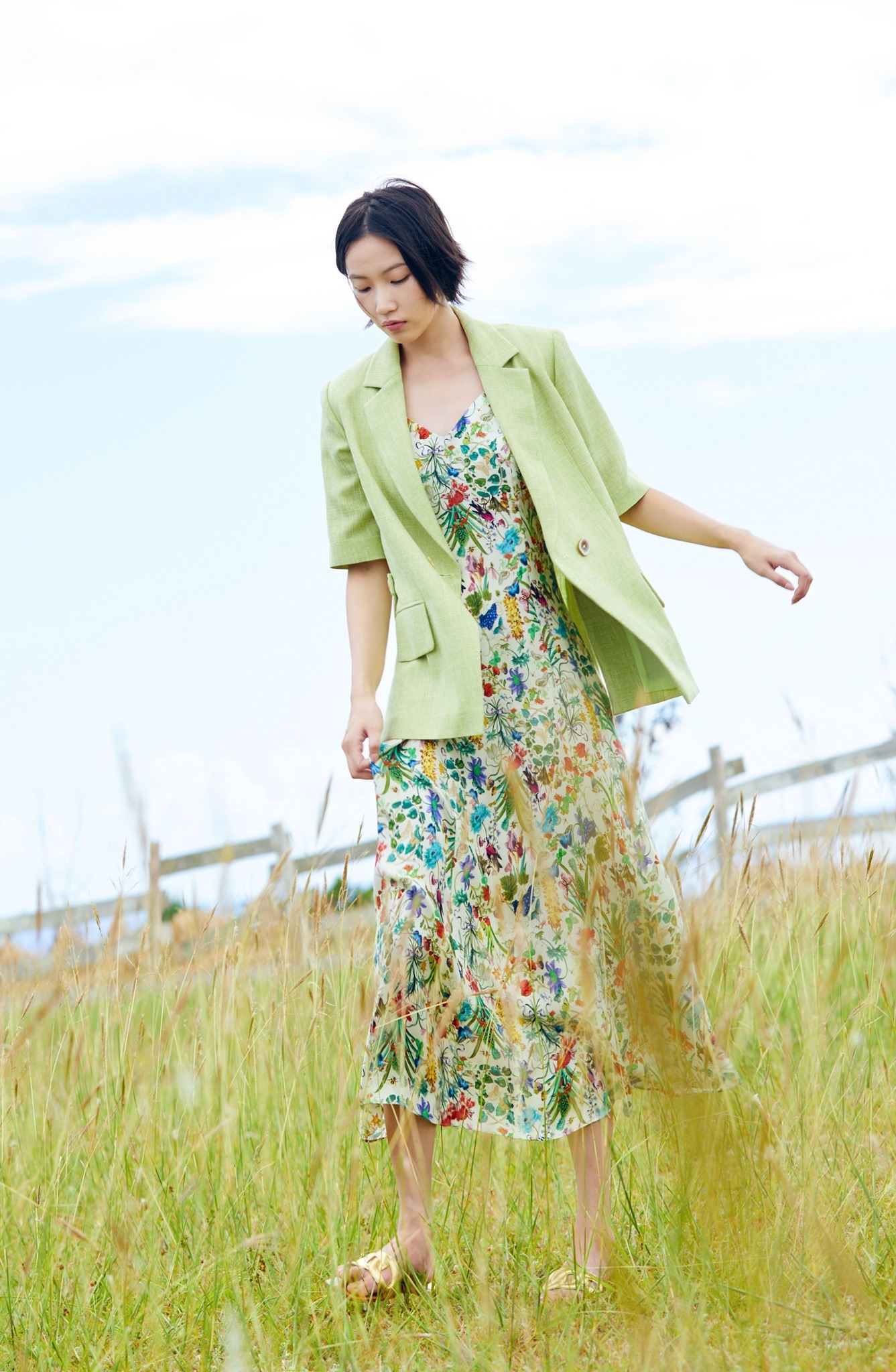 BC1EB039D1 浪漫農夫仿麻麵感五分袖正裝外套