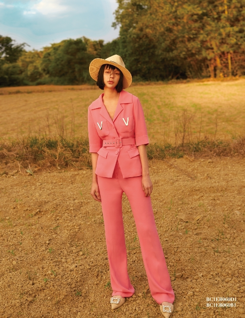 BC1EB060D1  午後漫遊五分袖西裝外套 (附本布腰帶)