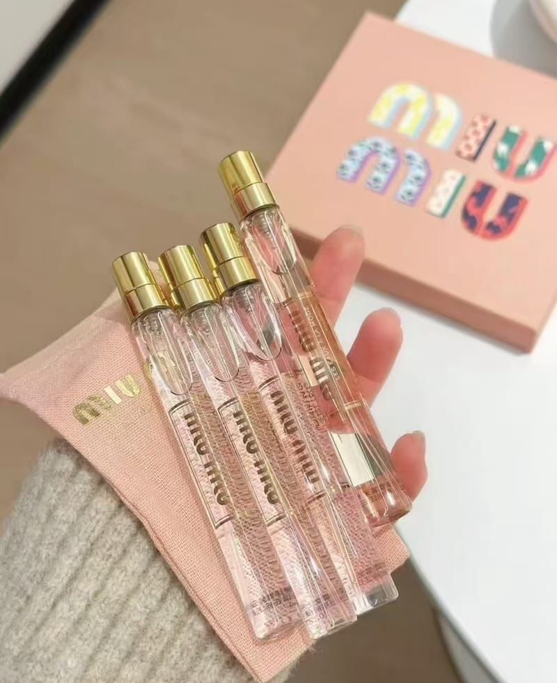 Miu Miu霓裳香水禮盒