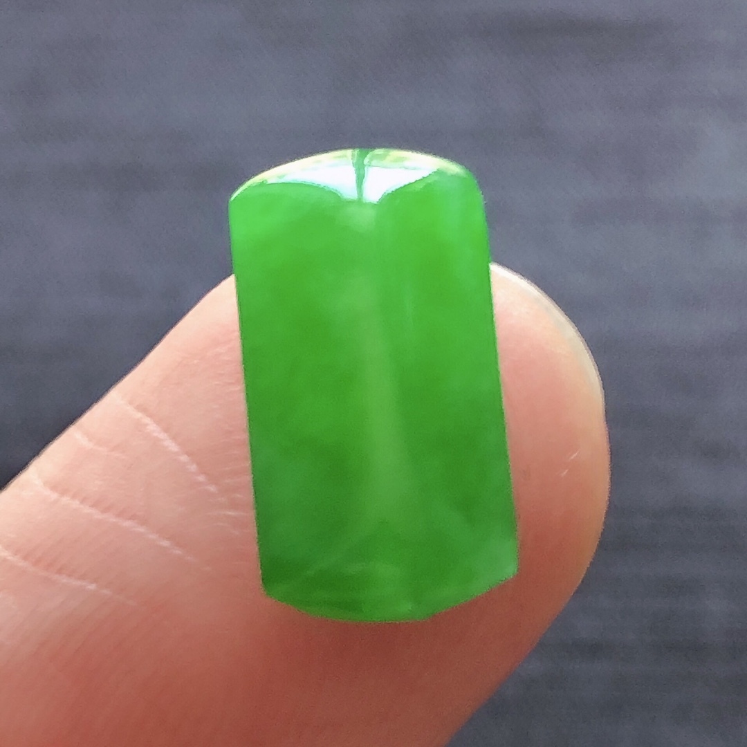 71237 翡翠高冰陽綠馬鞍