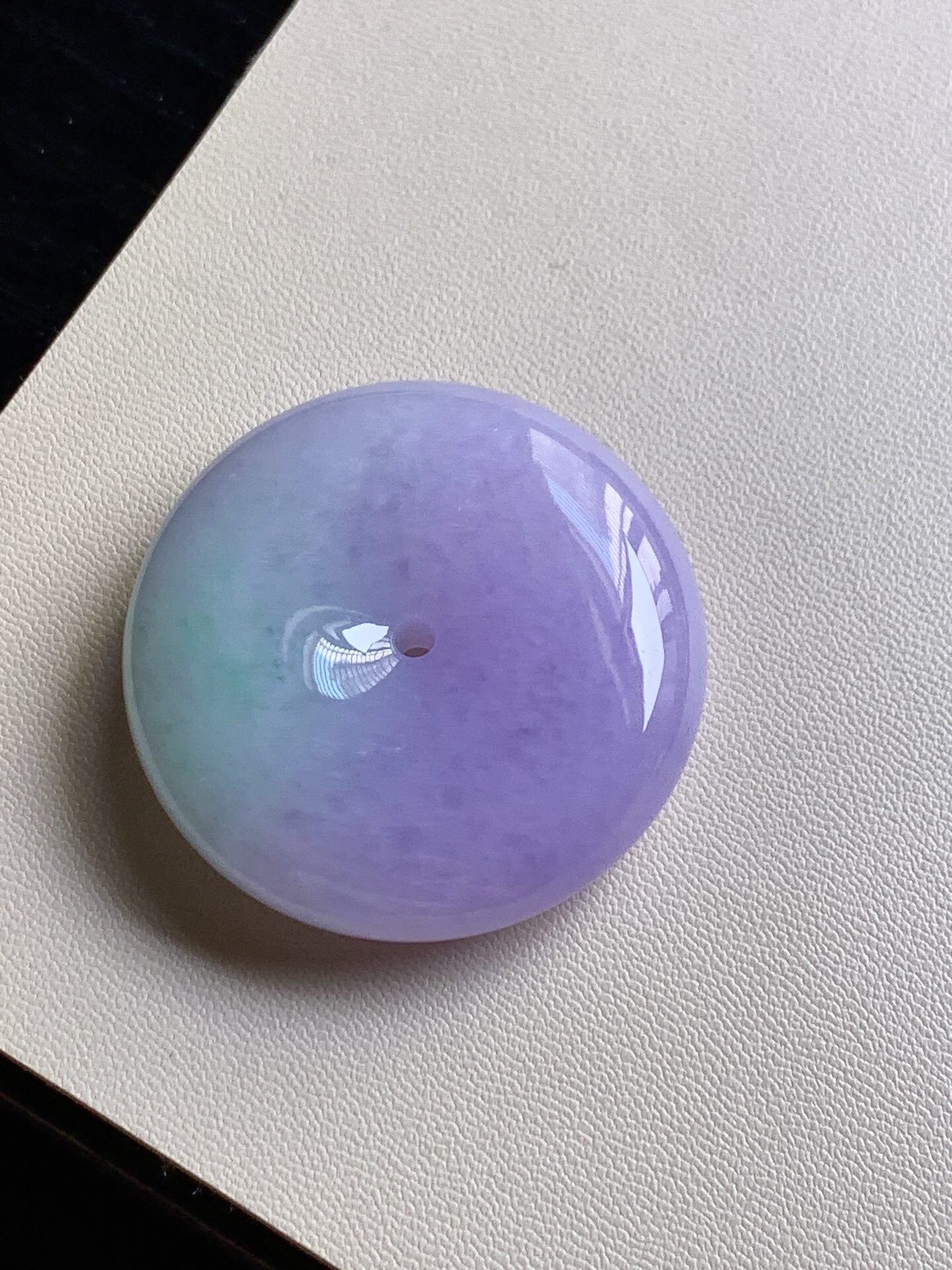 712310 翡翠冰種春彩懷古 (38.7mm直徑)