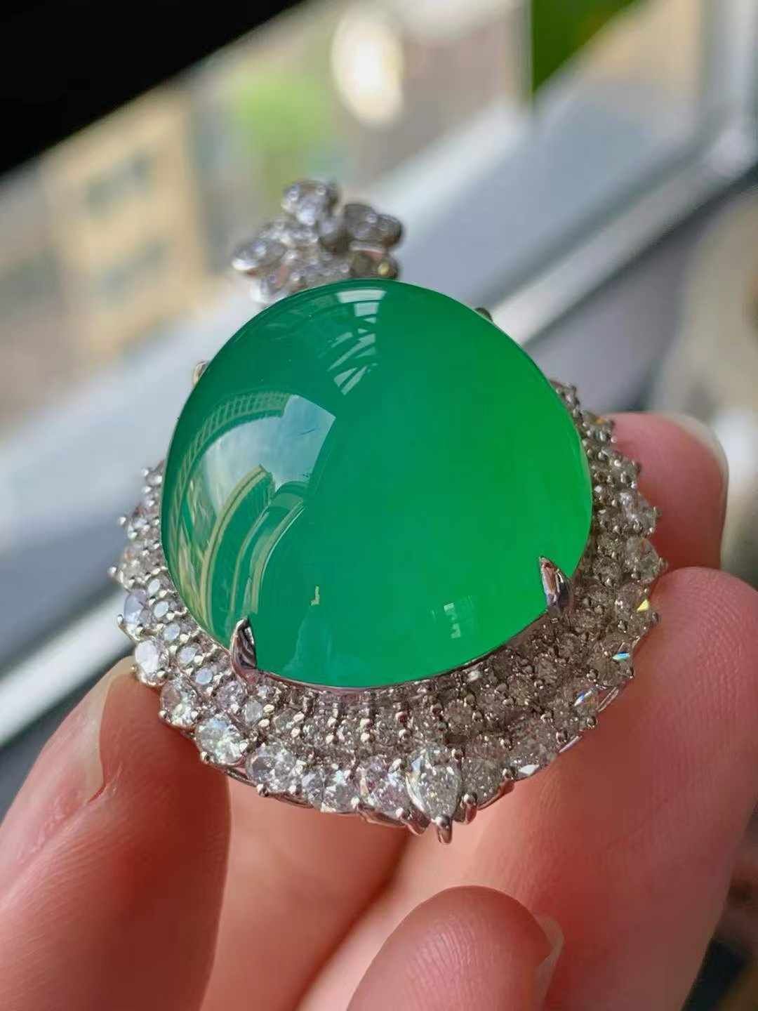 712314 翡翠蛋面吊墜