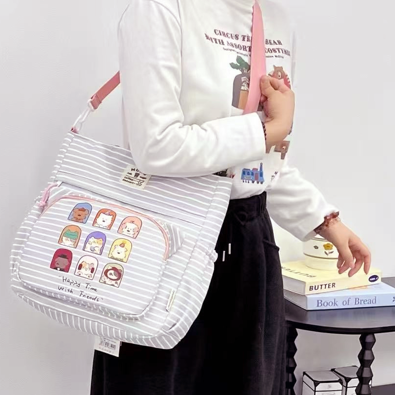 【JA2203】線條軟萌貓狗斜背包/手提包