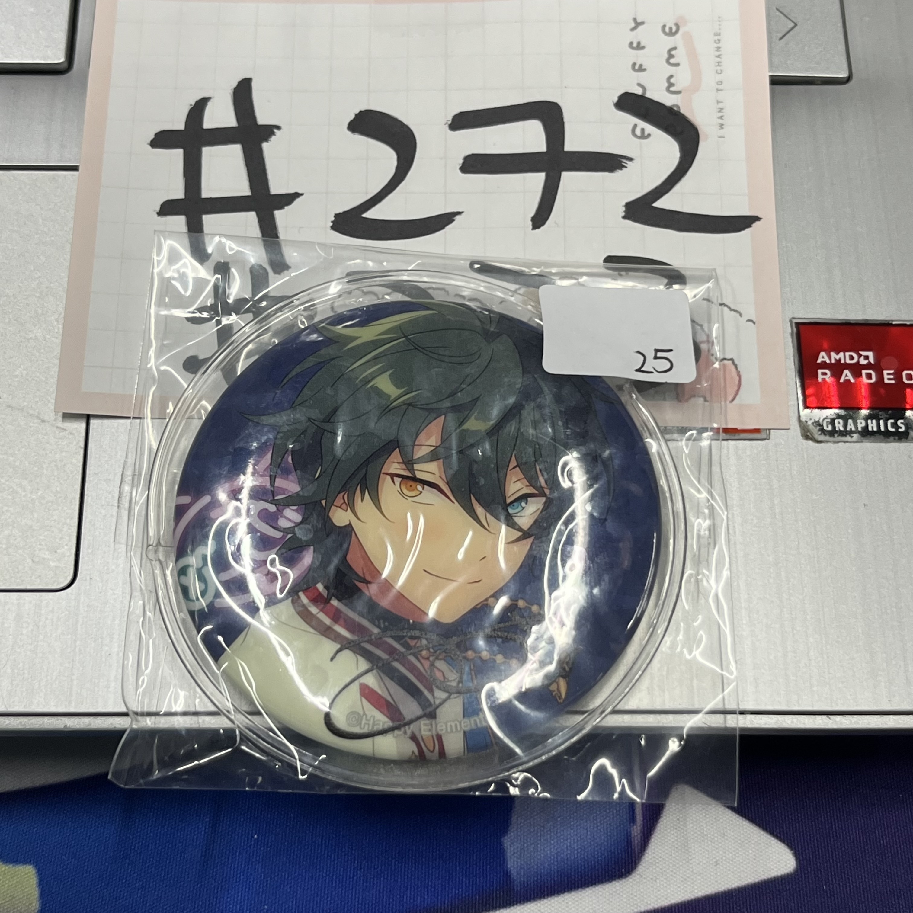 ES MIKA 襟章 (可能非圖中包裝)#272